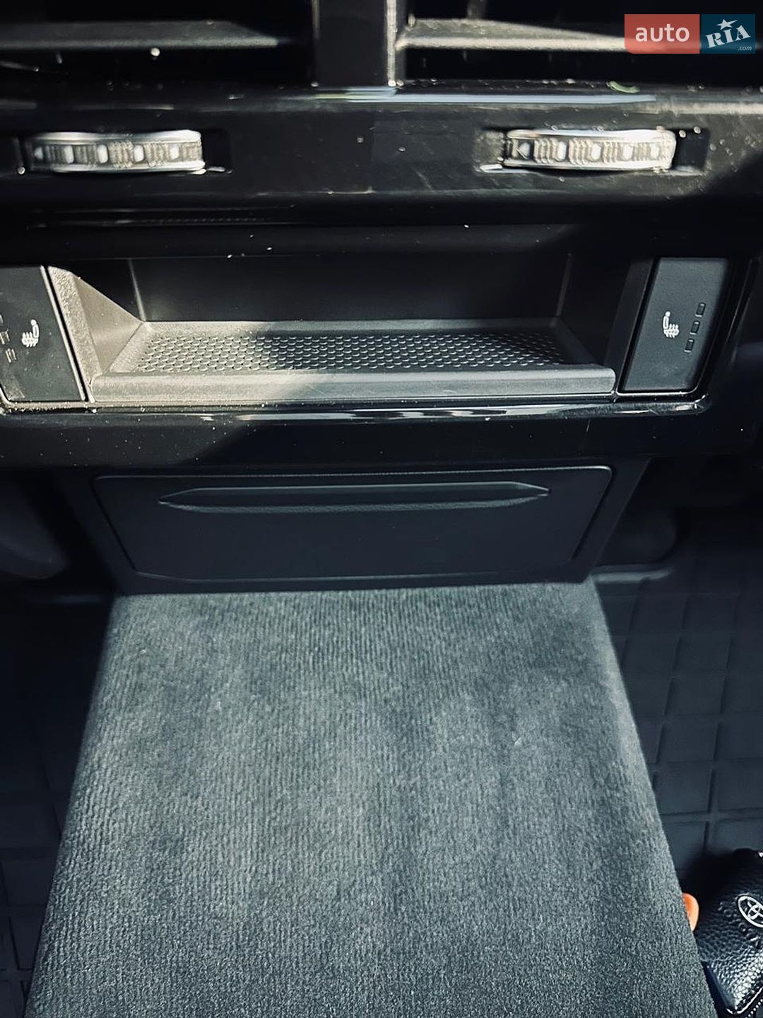 Volkswagen Touareg 2019 VIN WVGZZZCRZKD026201 фото оголошення 15 з 16