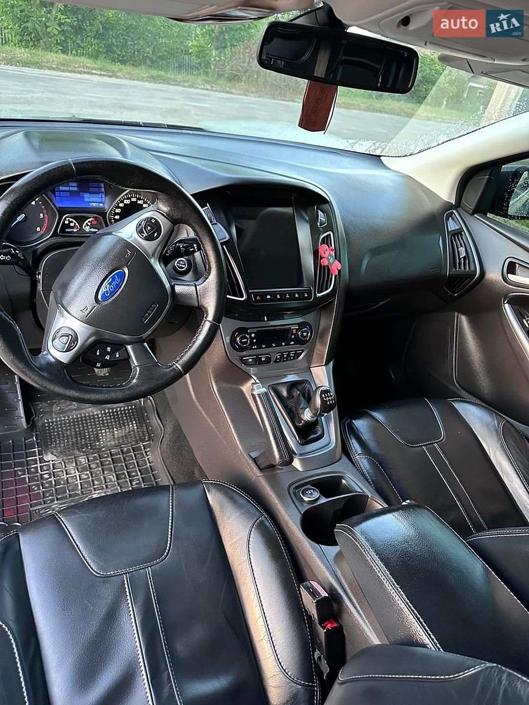 Ford Focus 2013 VIN WF0LXXGCBLDM13950 фото оголошення 5 з 11