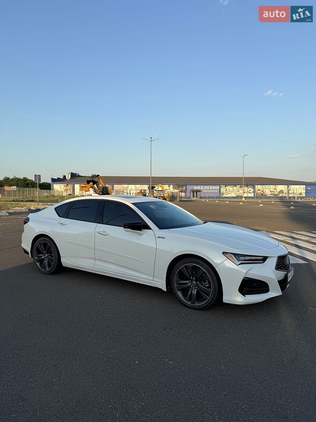 Acura TLX 2022 VIN 19UUB6F57NA002056 фото оголошення 2 з 8
