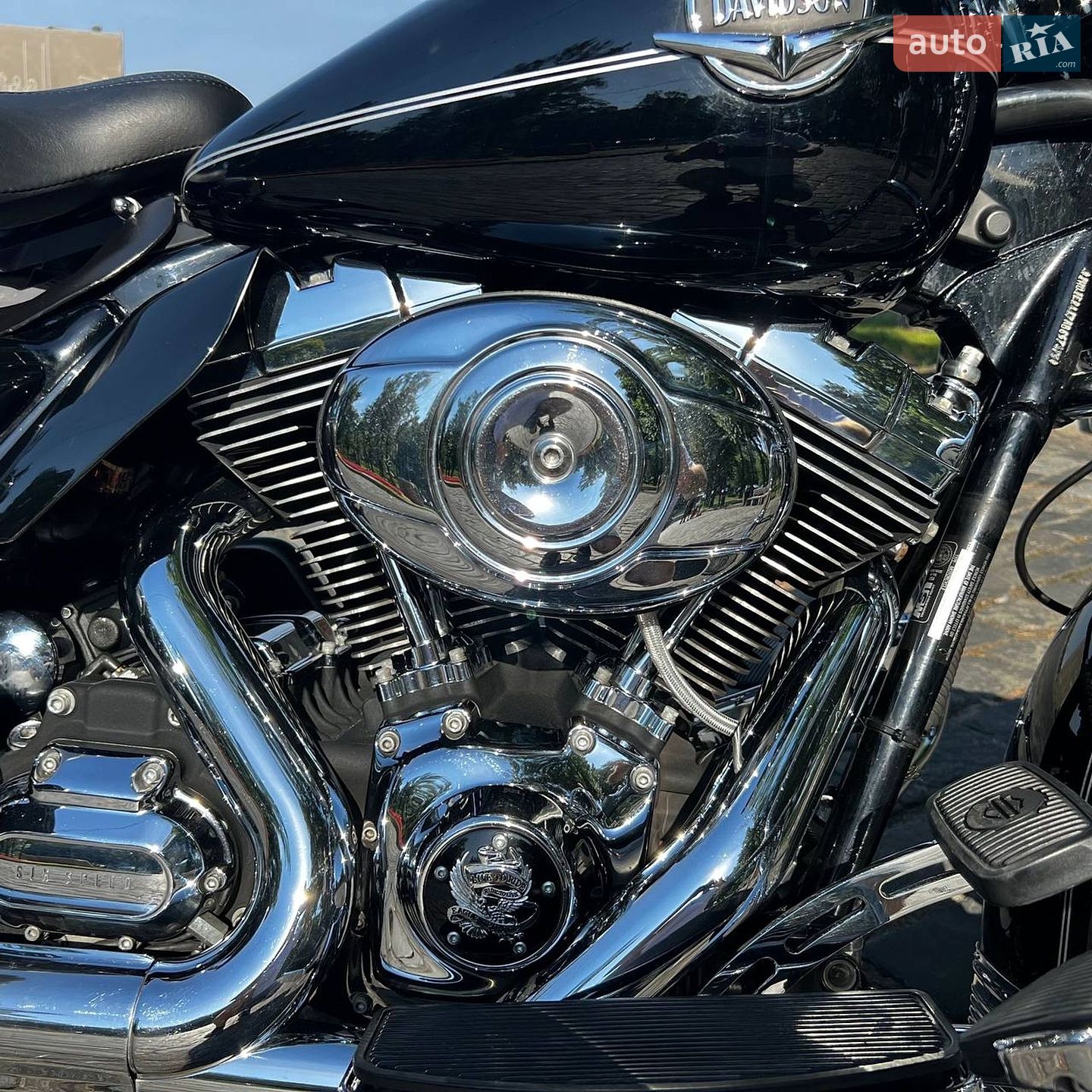 Harley-Davidson Road King 2010 VIN 1HD1FR417AB657375 фото оголошення 2 з 47