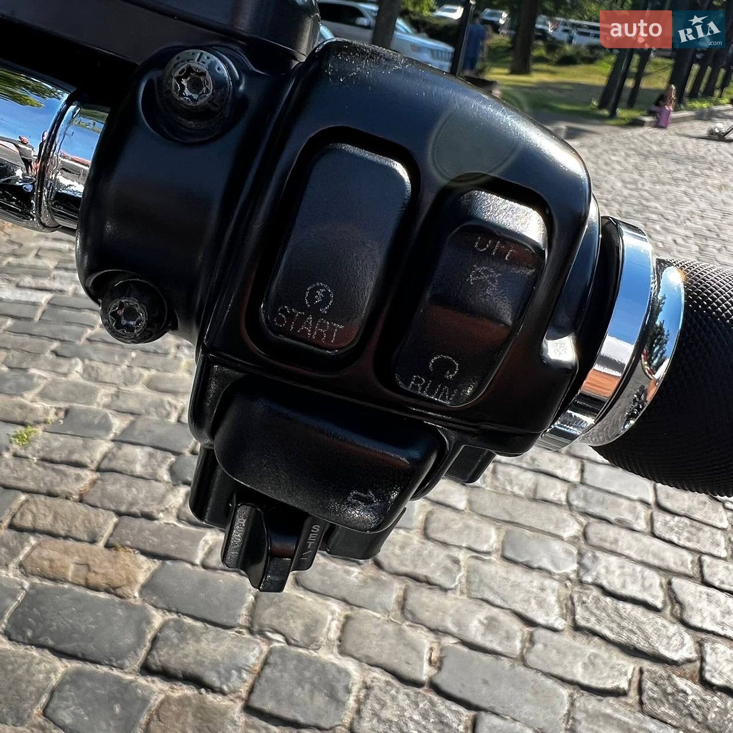 Harley-Davidson Road King 2010 VIN 1HD1FR417AB657375 фото оголошення 9 з 47