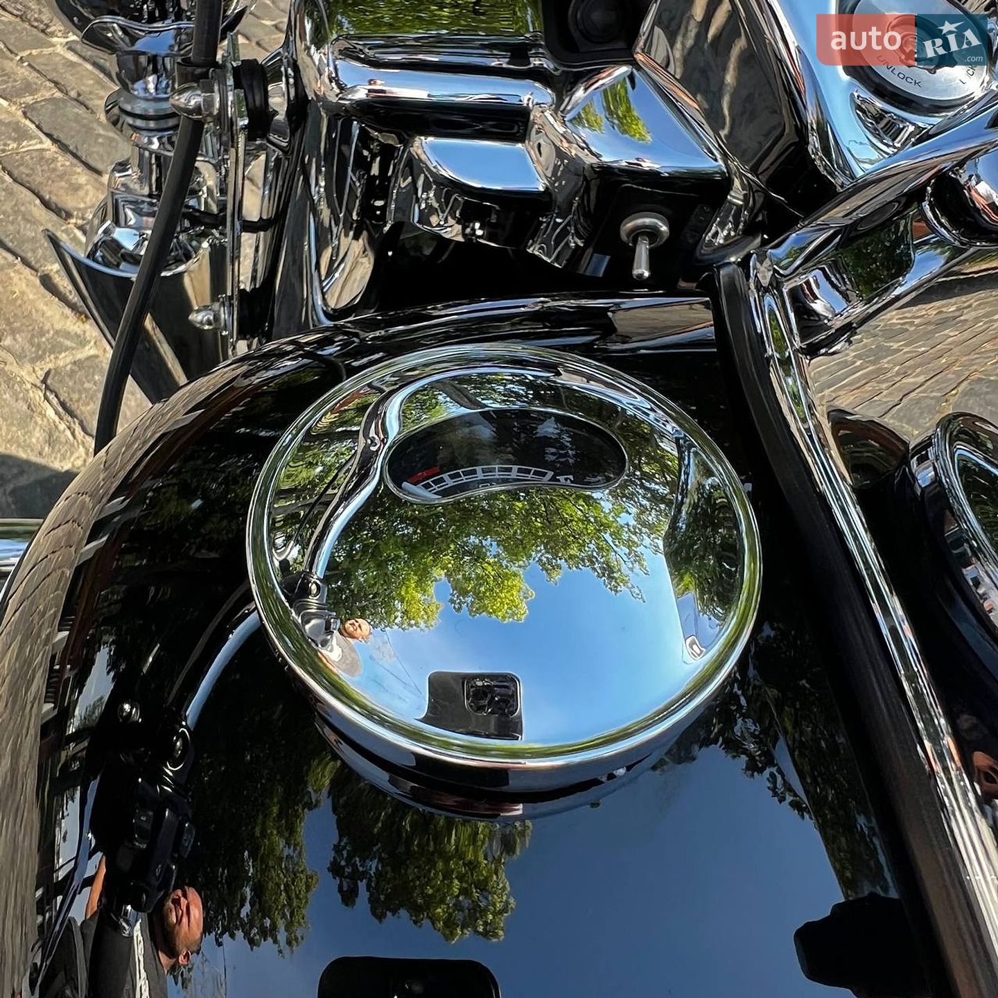 Harley-Davidson Road King 2010 VIN 1HD1FR417AB657375 фото оголошення 10 з 47