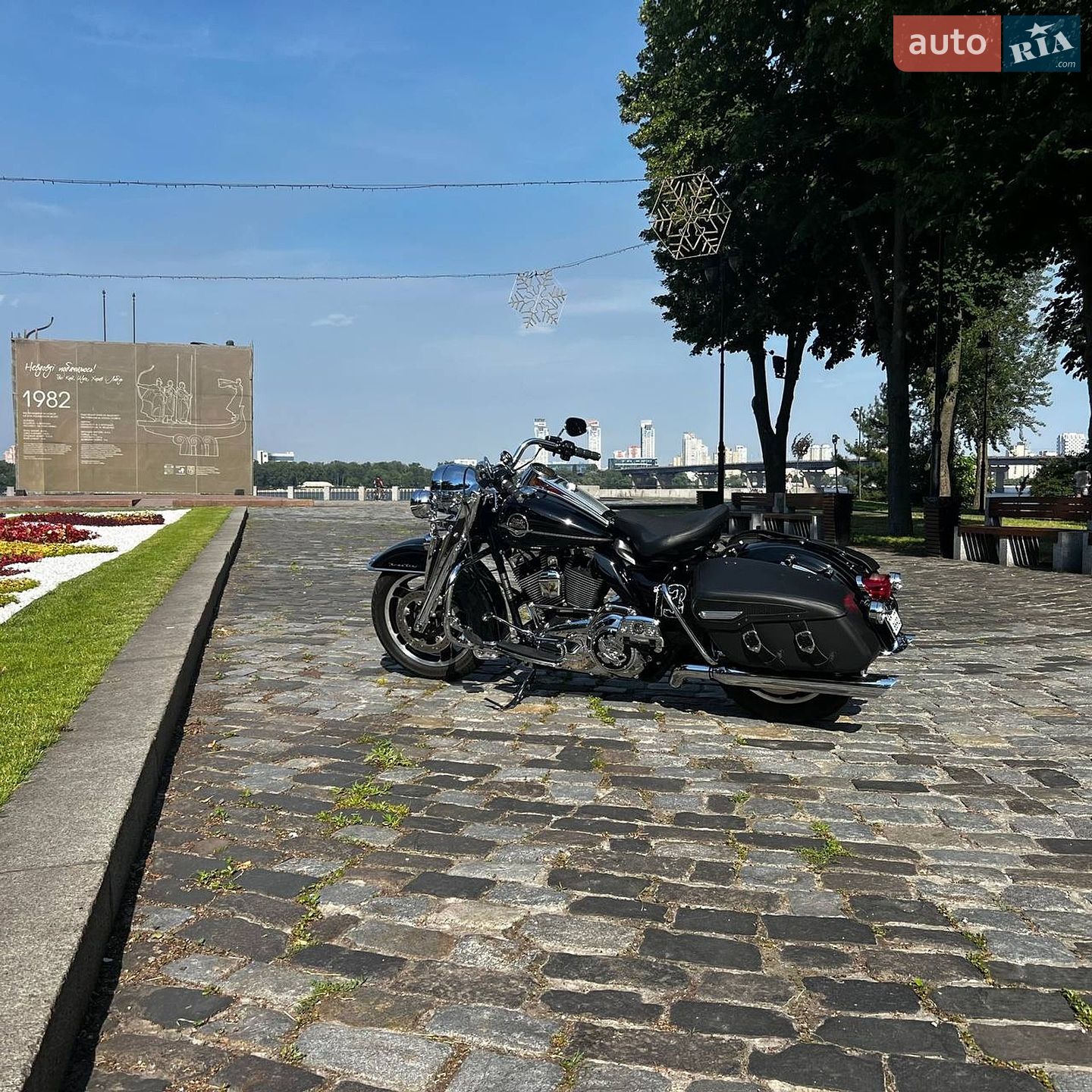 Harley-Davidson Road King 2010 VIN 1HD1FR417AB657375 фото оголошення 43 з 47
