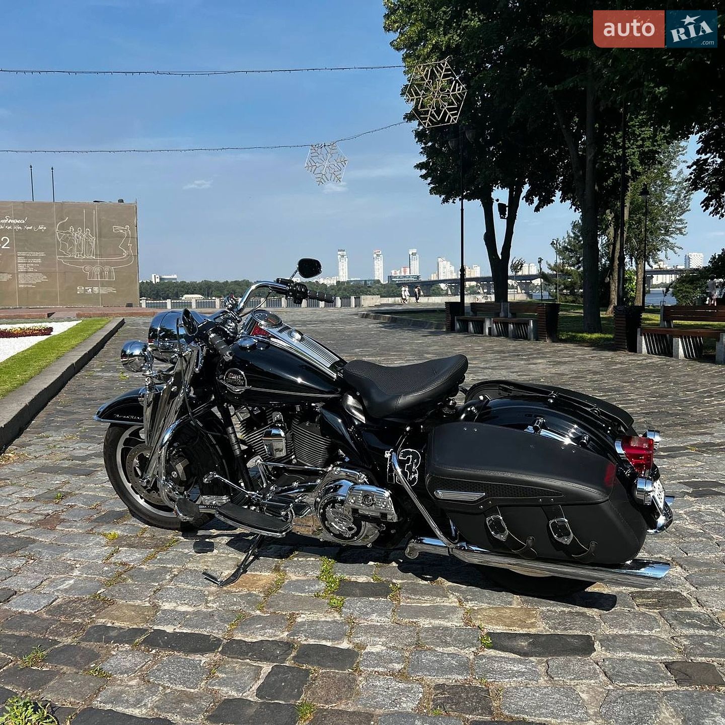 Harley-Davidson Road King 2010 VIN 1HD1FR417AB657375 фото оголошення 45 з 47