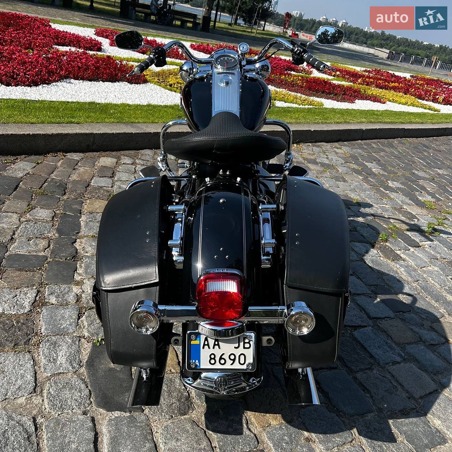 Harley-Davidson Road King 2010 VIN 1HD1FR417AB657375 фото оголошення 46 з 47