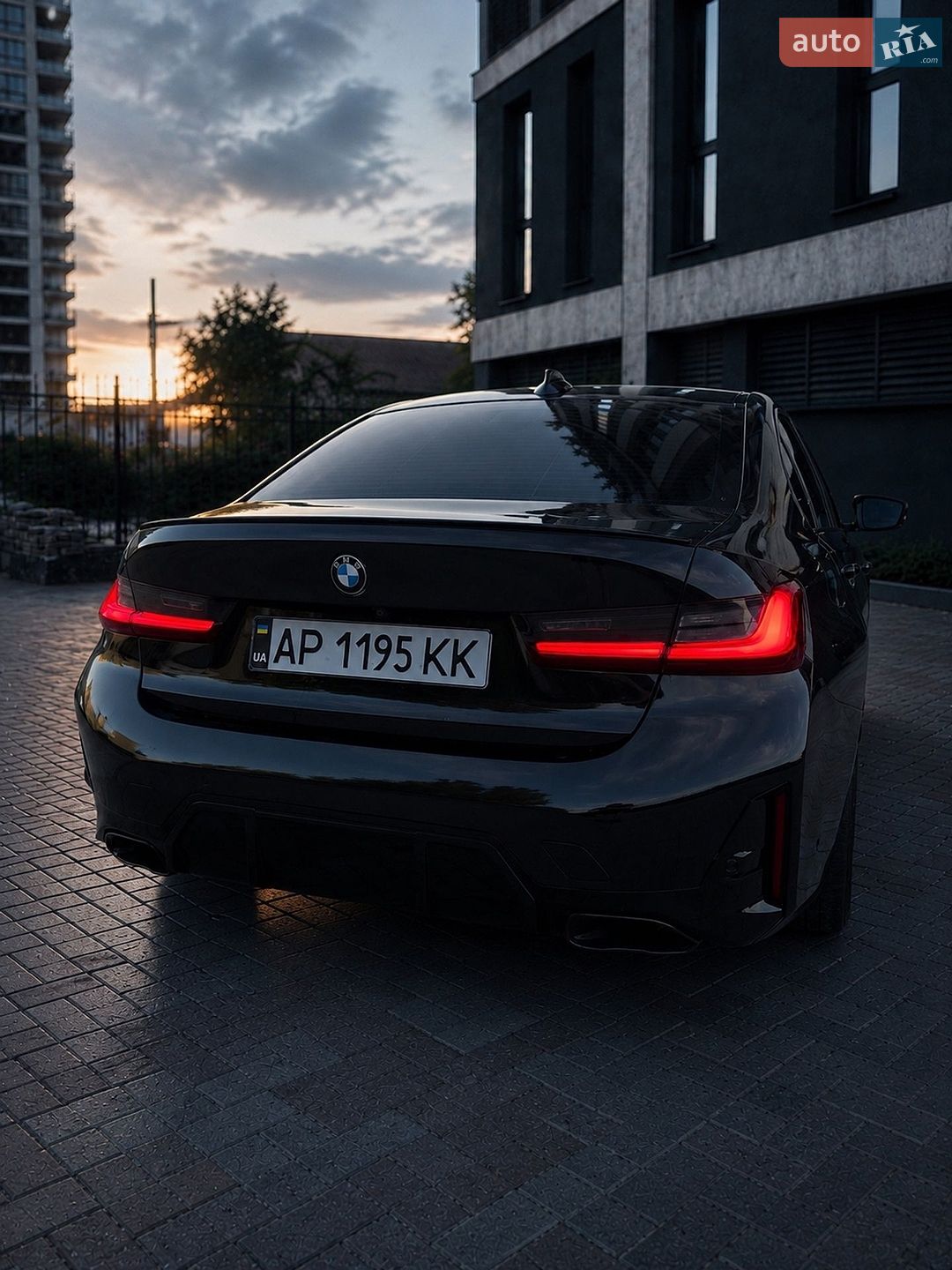 BMW 3 Series 2020 VIN 3MW5R1J03L8B43094 фото оголошення 6 з 16