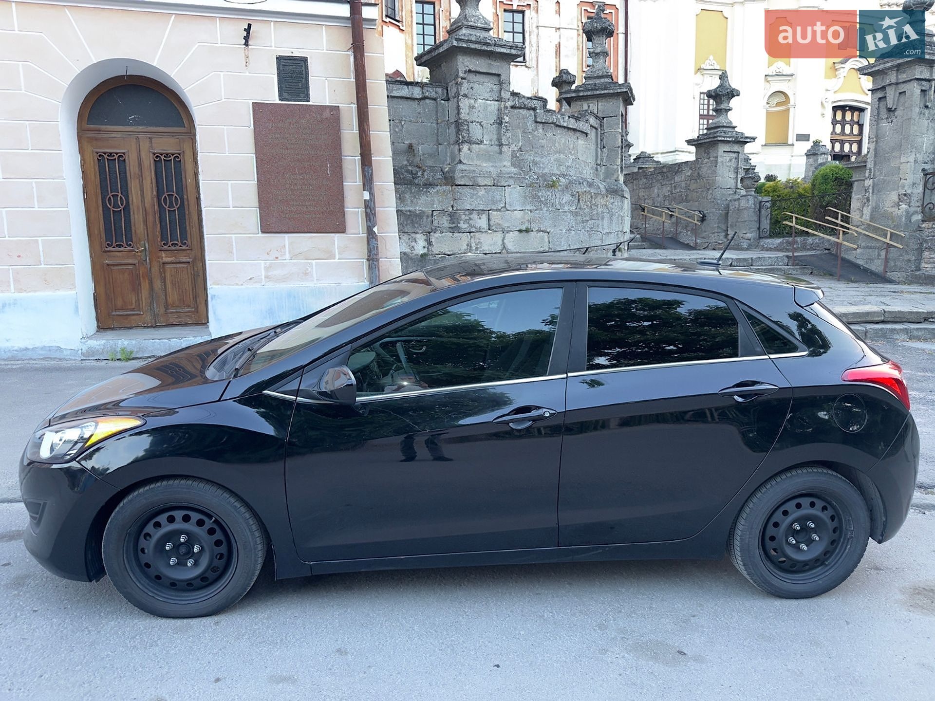 Hyundai Elantra 2016 VIN KMHD35LH7HU348210 фото оголошення 5 з 34