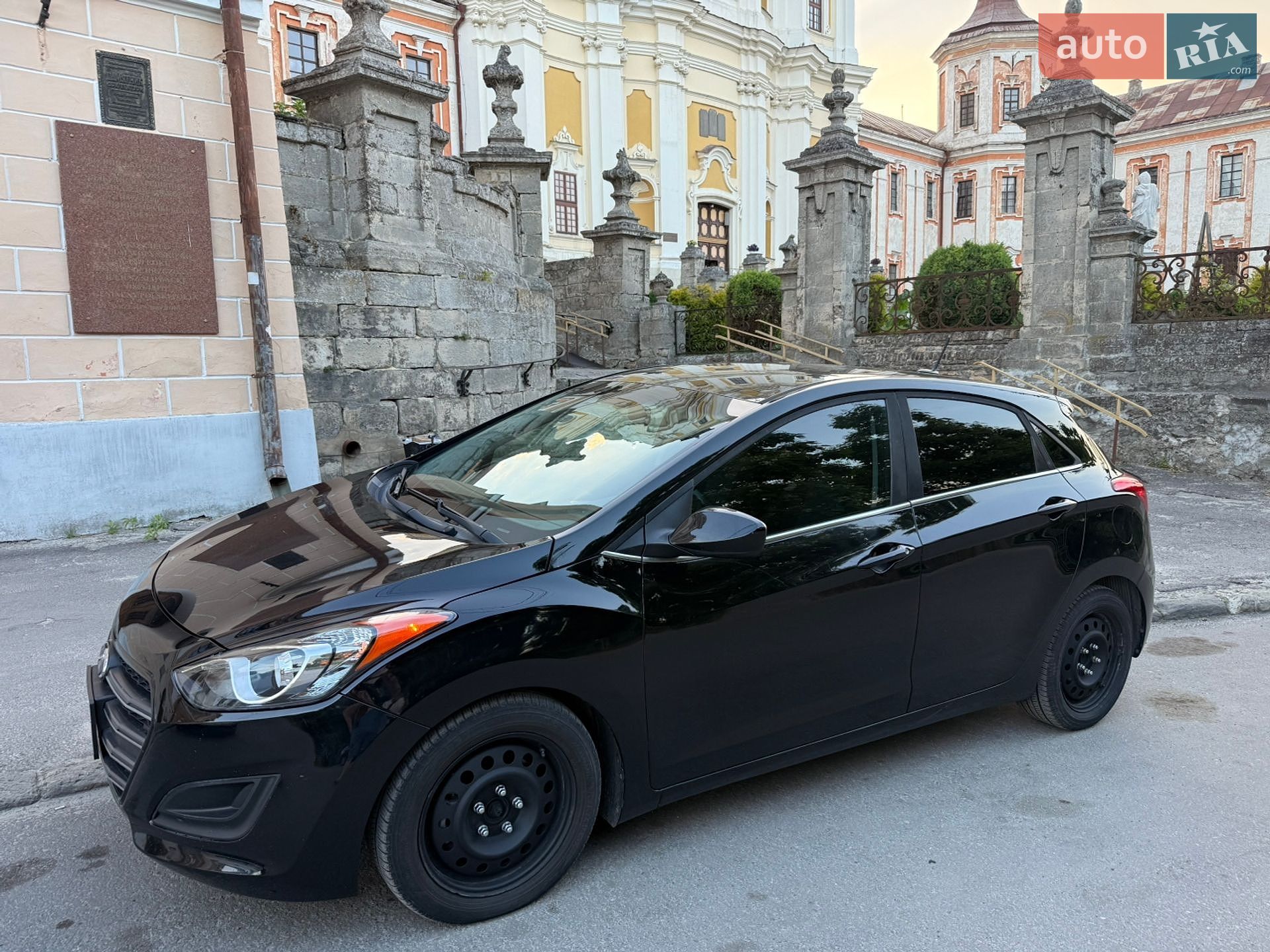 Hyundai Elantra 2016 VIN KMHD35LH7HU348210 фото оголошення 6 з 34
