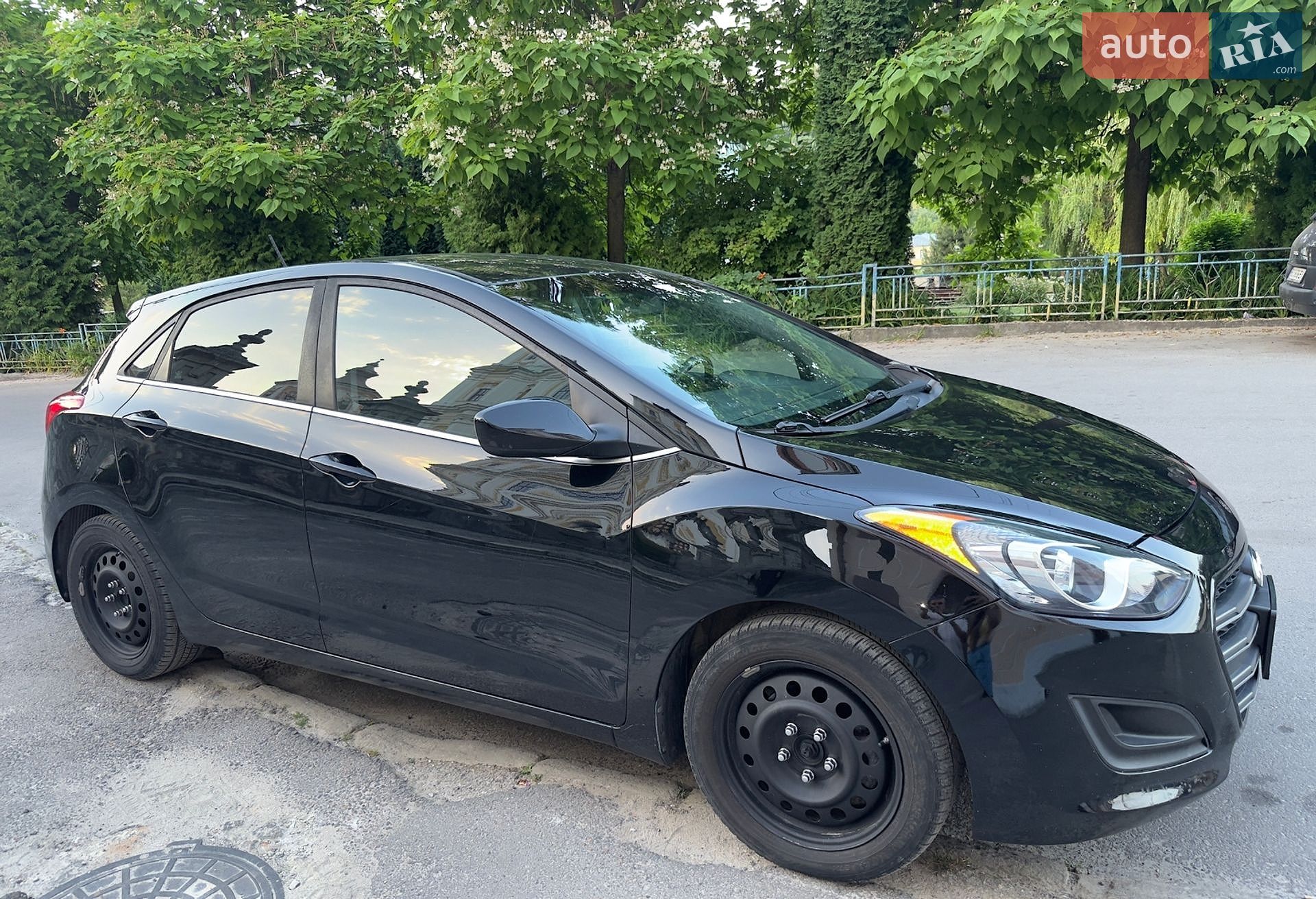 Hyundai Elantra 2016 VIN KMHD35LH7HU348210 фото оголошення 7 з 34