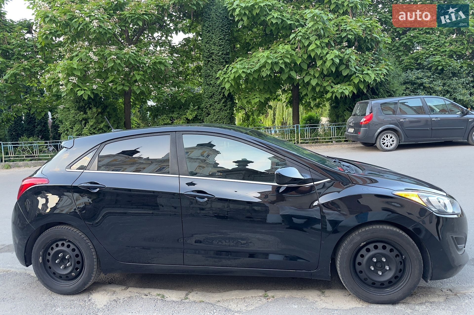 Hyundai Elantra 2016 VIN KMHD35LH7HU348210 фото оголошення 8 з 34