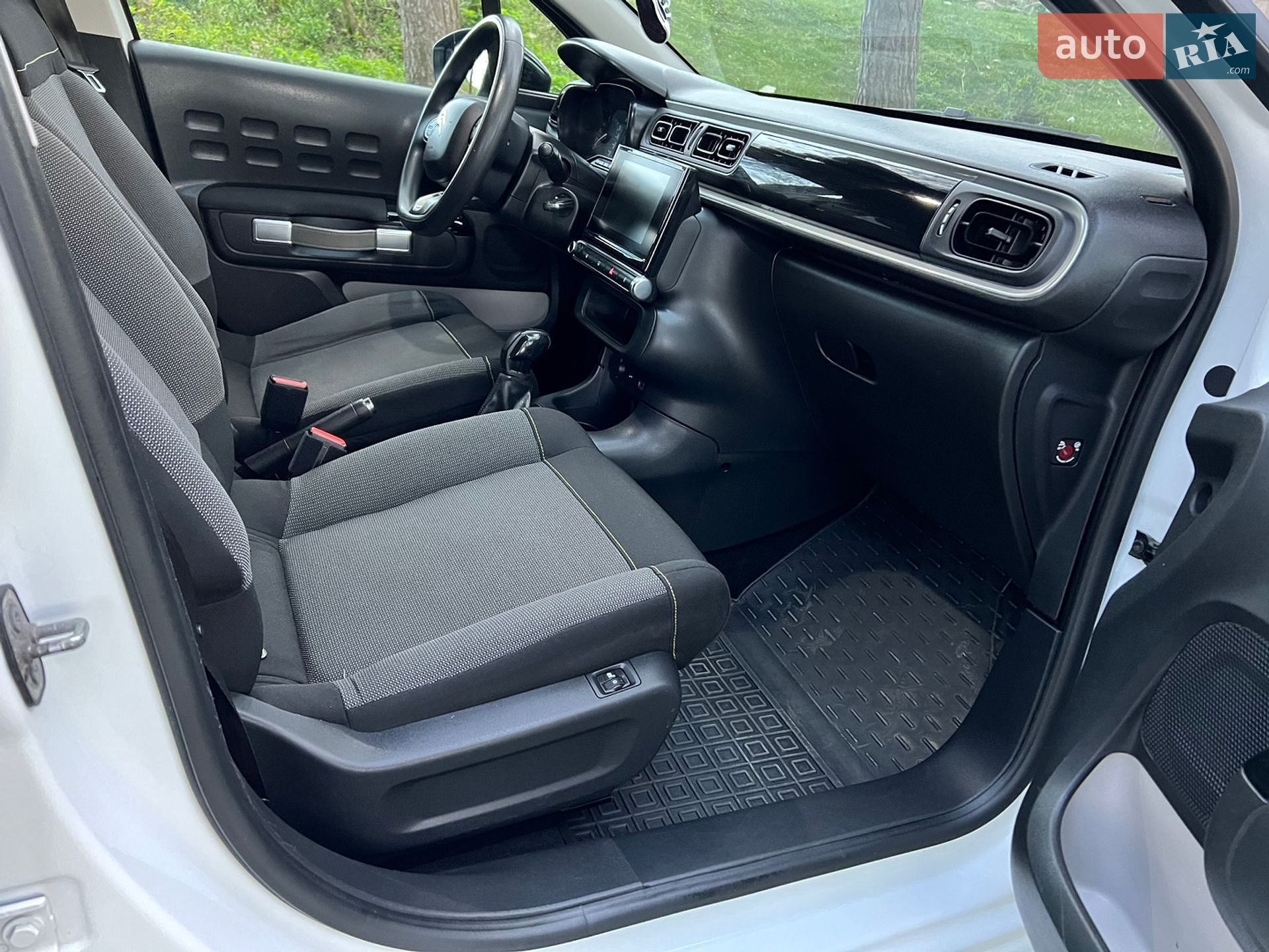 Citroen C3 2017 VIN VF7SXBHW6HT623226 фото оголошення 26 з 54