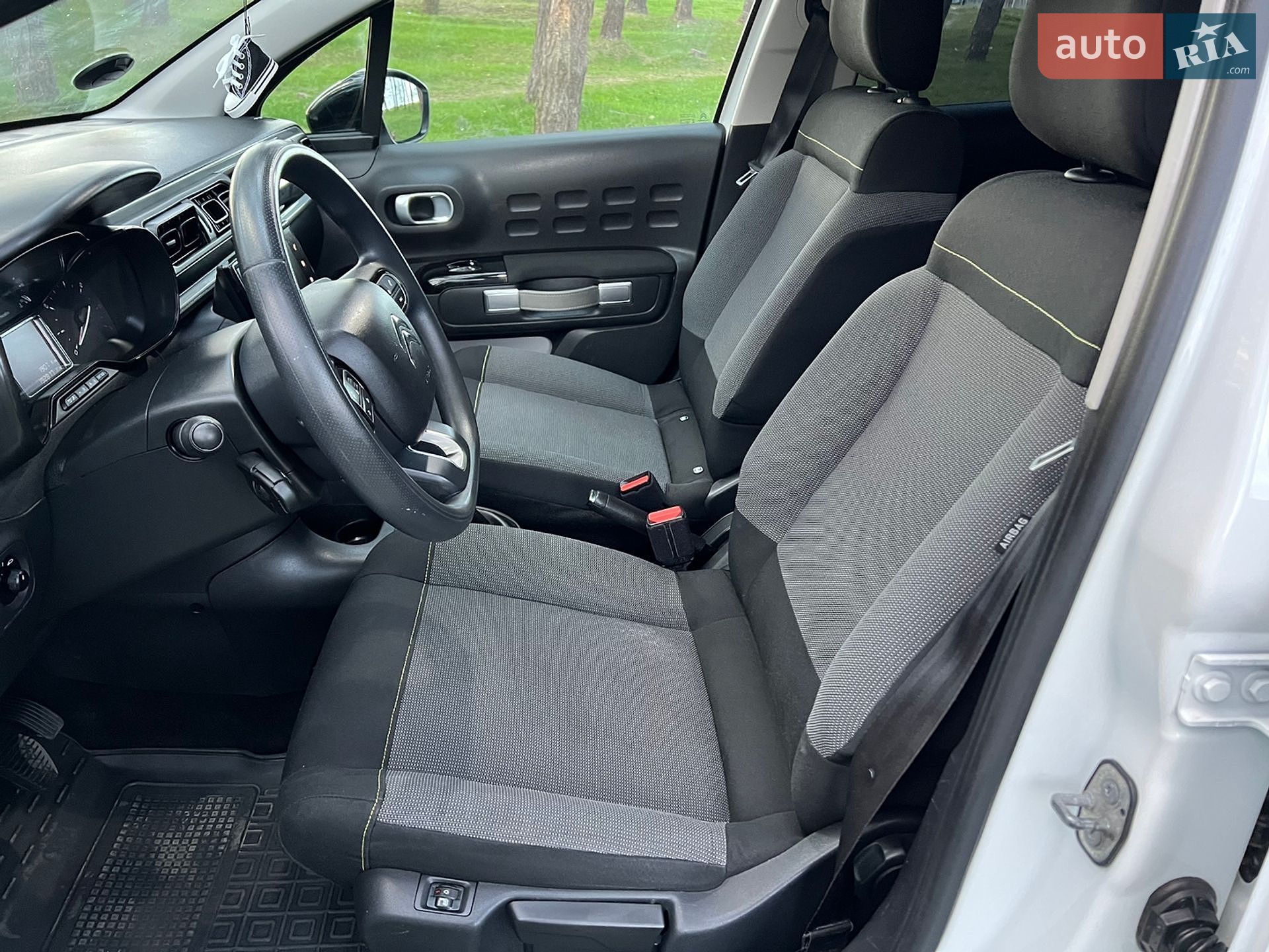 Citroen C3 2017 VIN VF7SXBHW6HT623226 фото оголошення 34 з 54