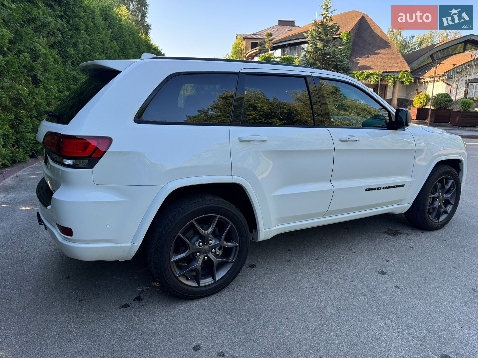 Jeep Grand Cherokee 2021 VIN 1C4RJFBG2MC670820 фото оголошення 24 з 49