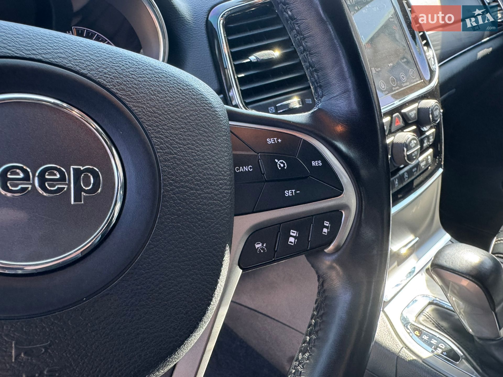 Jeep Grand Cherokee 2021 VIN 1C4RJFBG2MC670820 фото оголошення 41 з 49