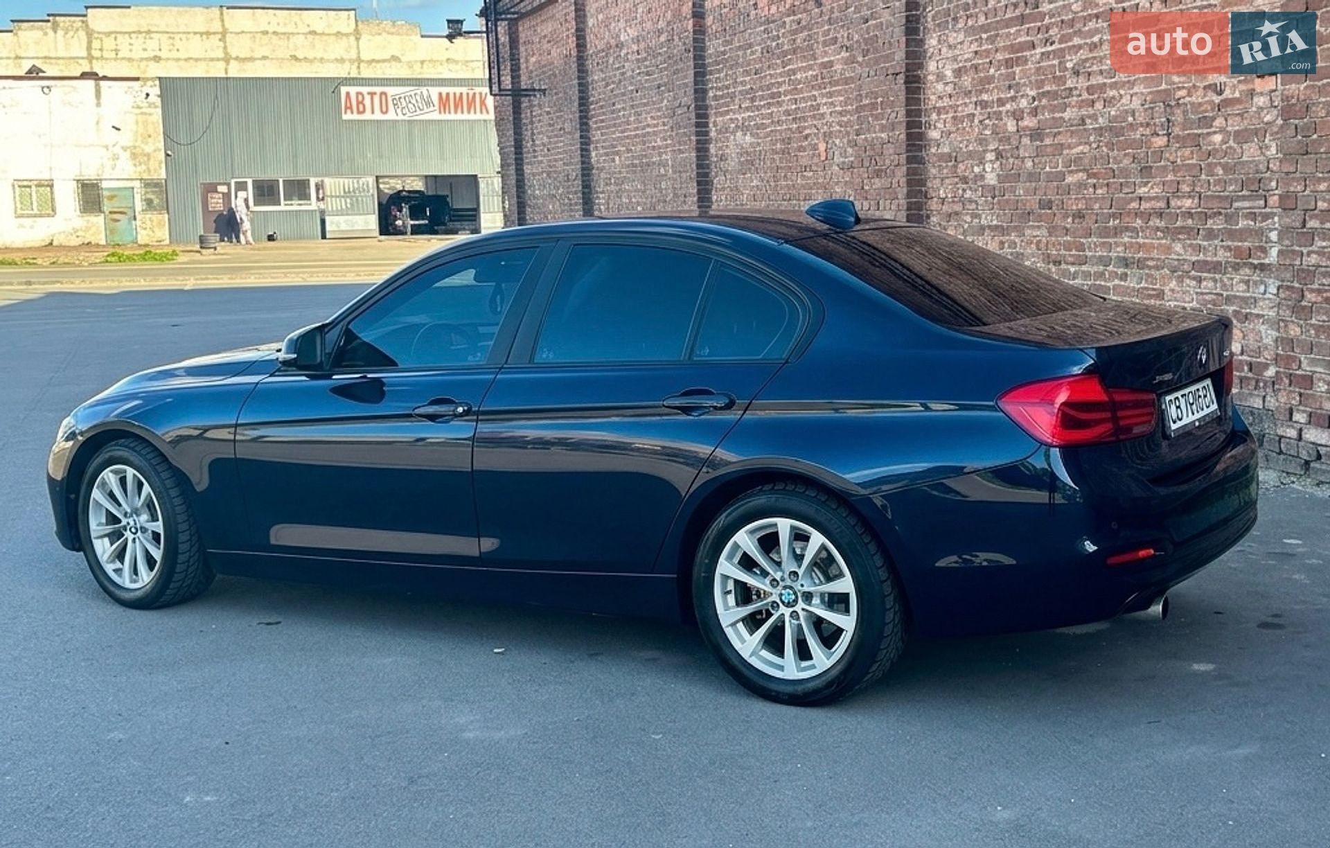 BMW 3 Series 2017 VIN WBA8A3C38HA067276 фото оголошення 9 з 27