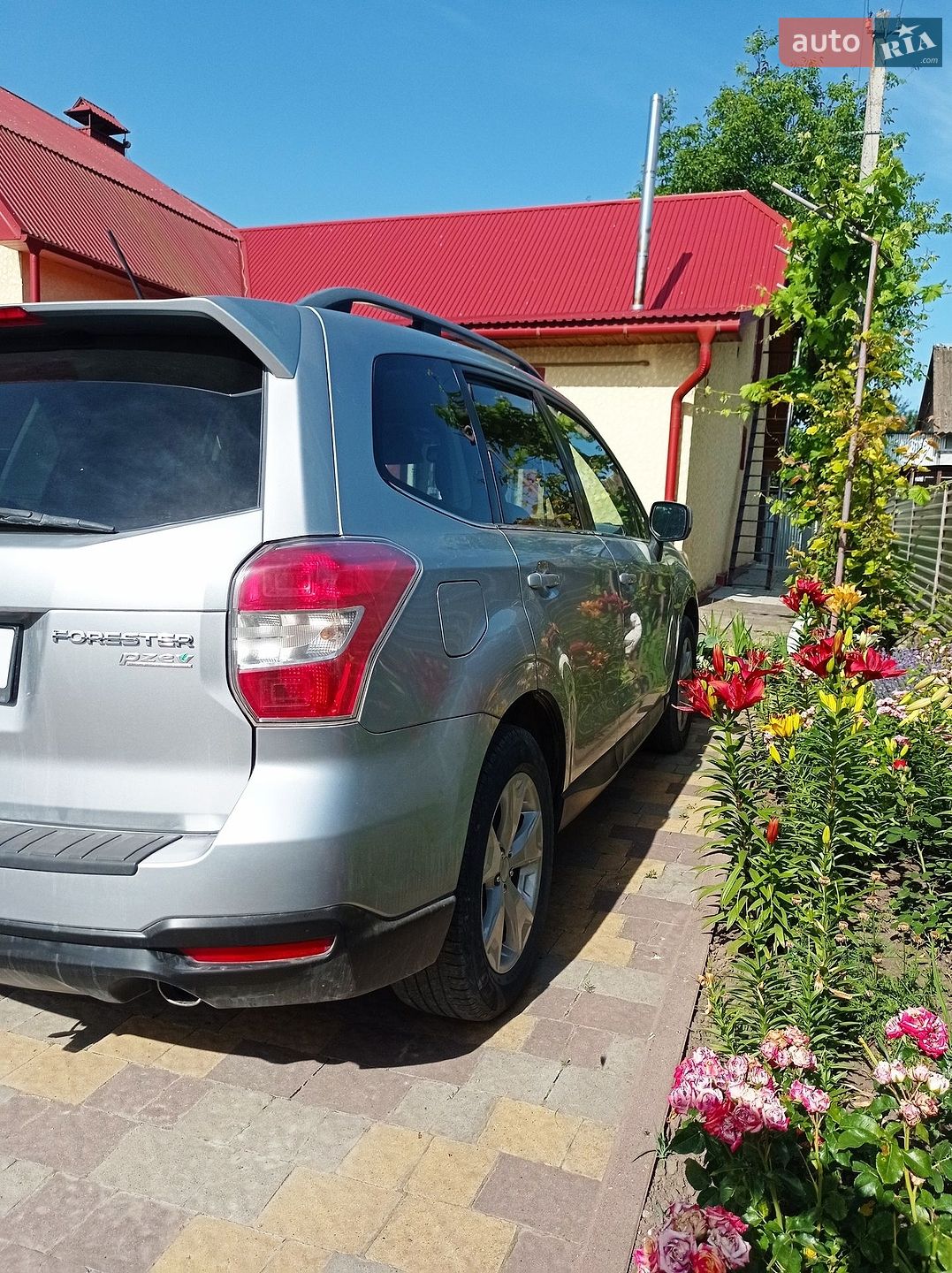 Subaru Forester 2015 VIN JF2SJAKC1FH587873 фото оголошення 4 з 6