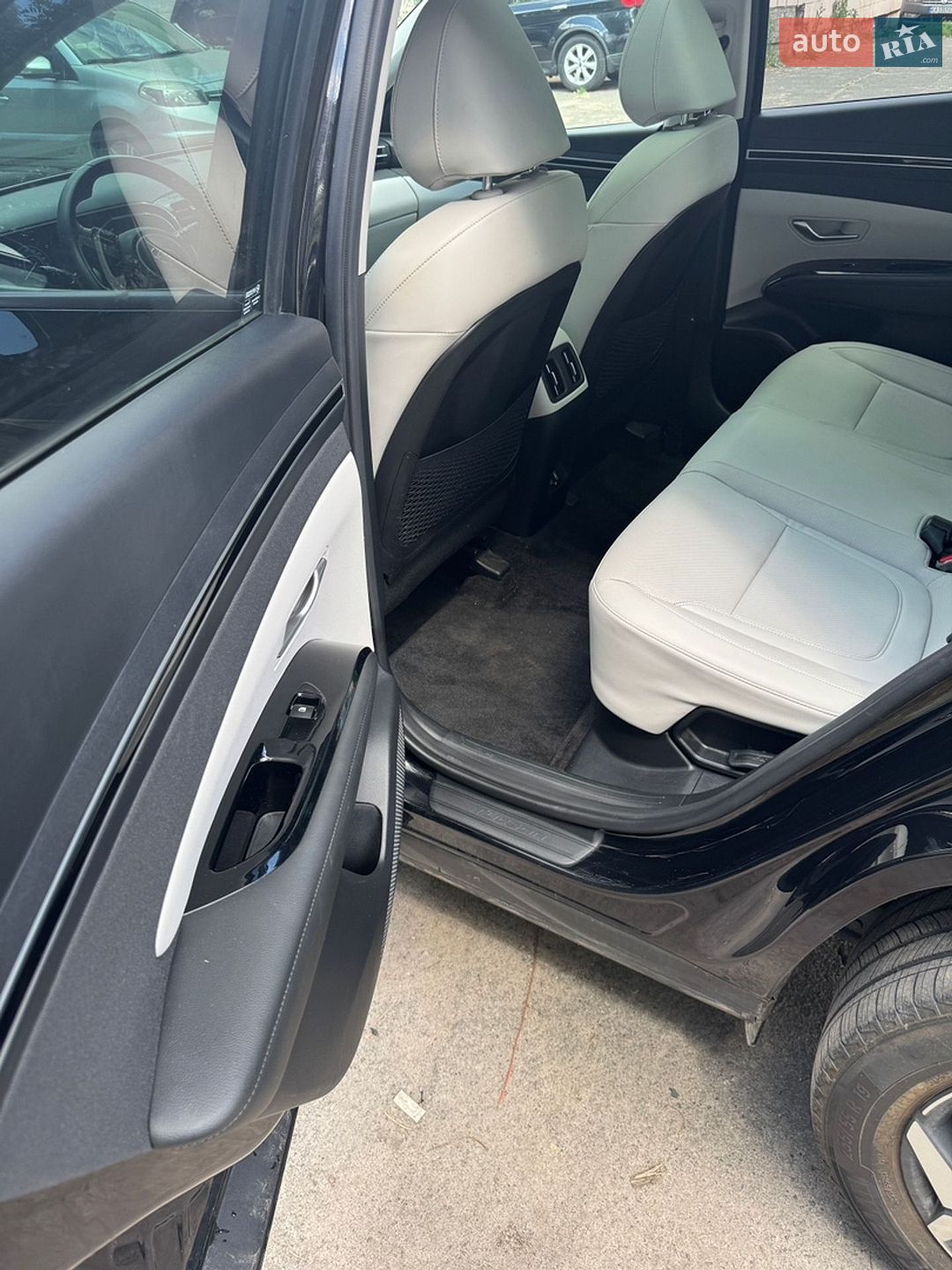Hyundai Tucson 2023 VIN KM8JFCA11PU107360 фото оголошення 8 з 12