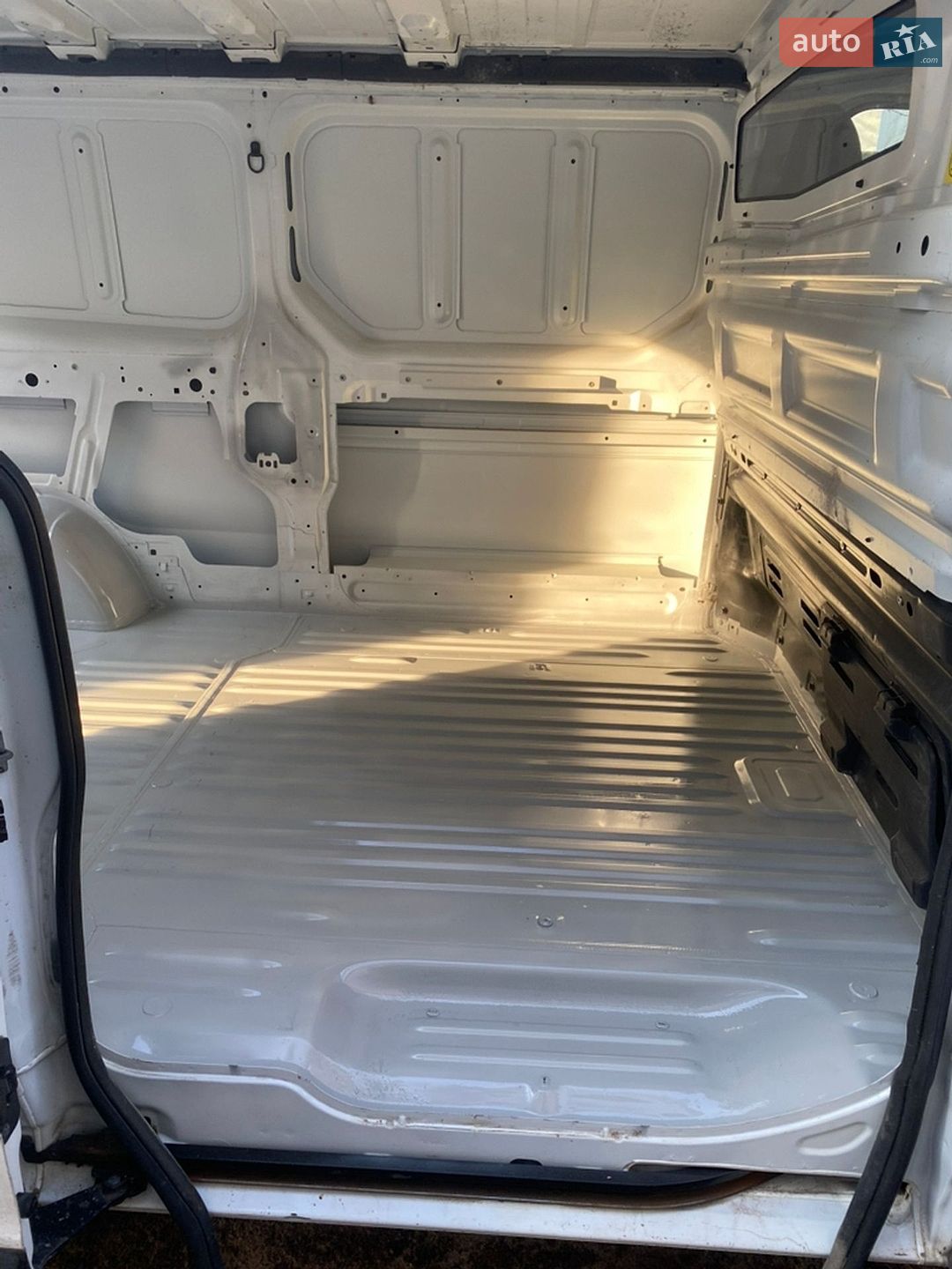 Renault Trafic 2015 VIN VF13FL21854047227 фото оголошення 21 з 23