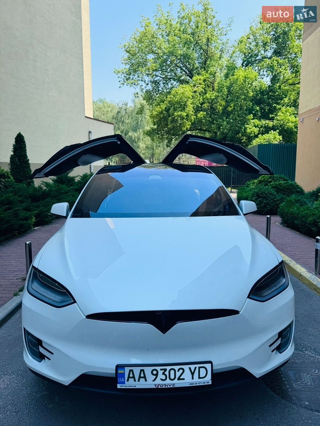 Tesla Model X 2020 VIN 5YJXCAE27LF272265 фото оголошення 8 з 25