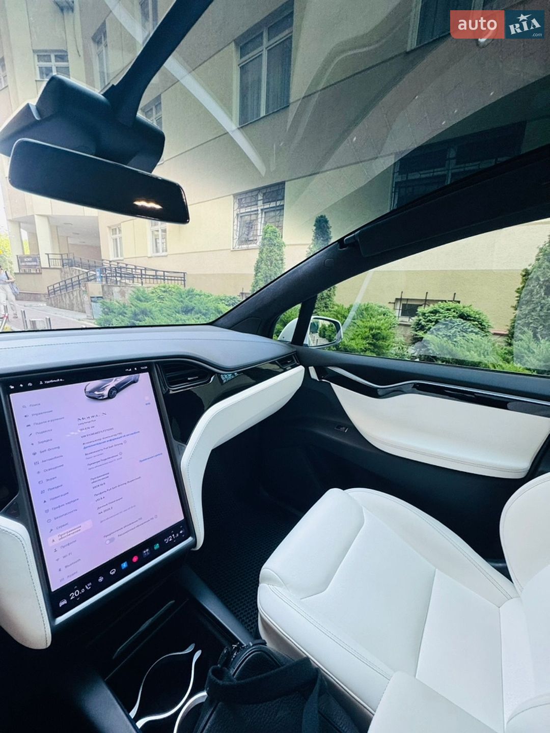 Tesla Model X 2020 VIN 5YJXCAE27LF272265 фото оголошення 22 з 25