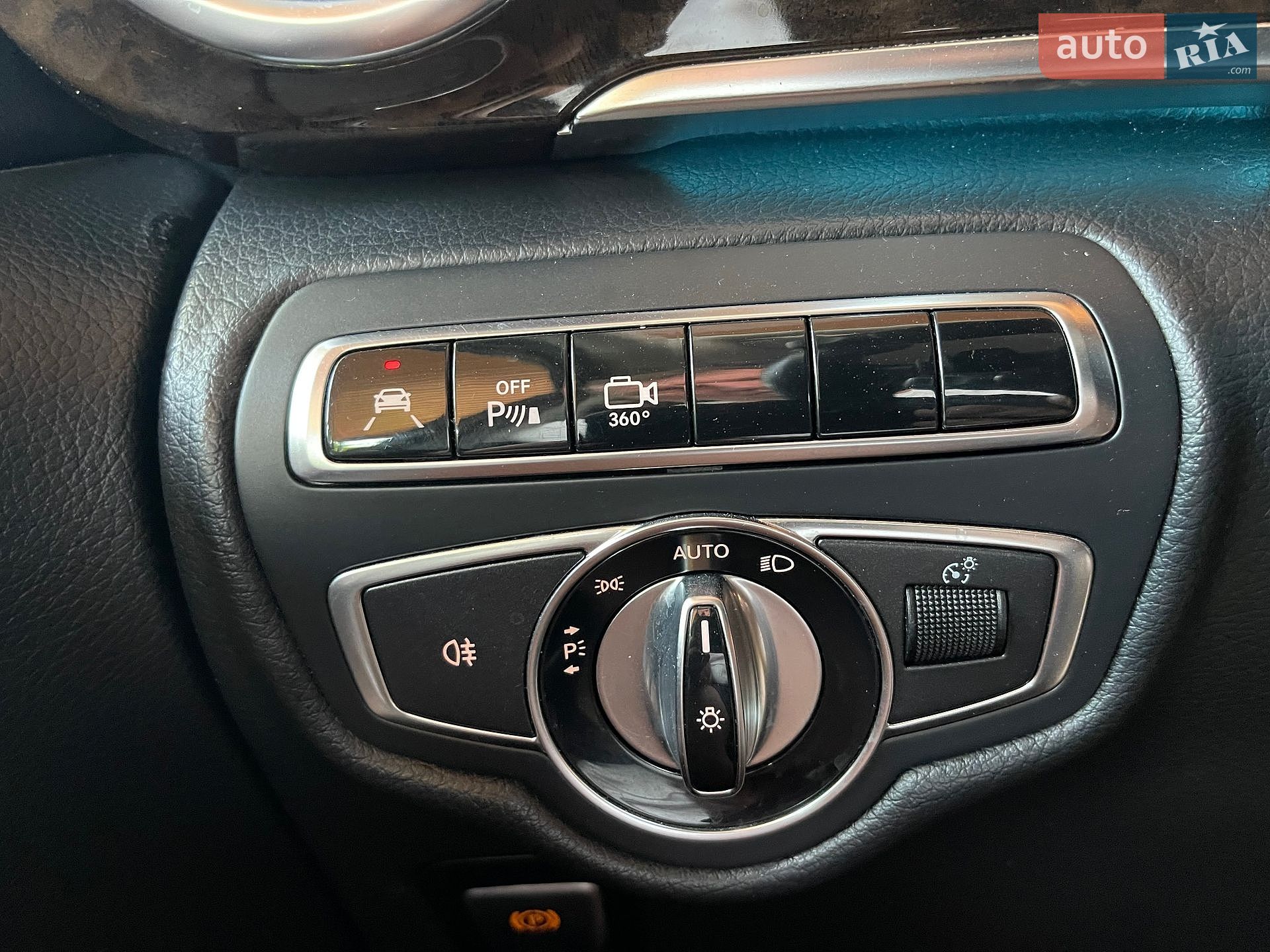 Mercedes-Benz V-Class 2015 VIN WDF44781313033292 фото оголошення 8 з 35