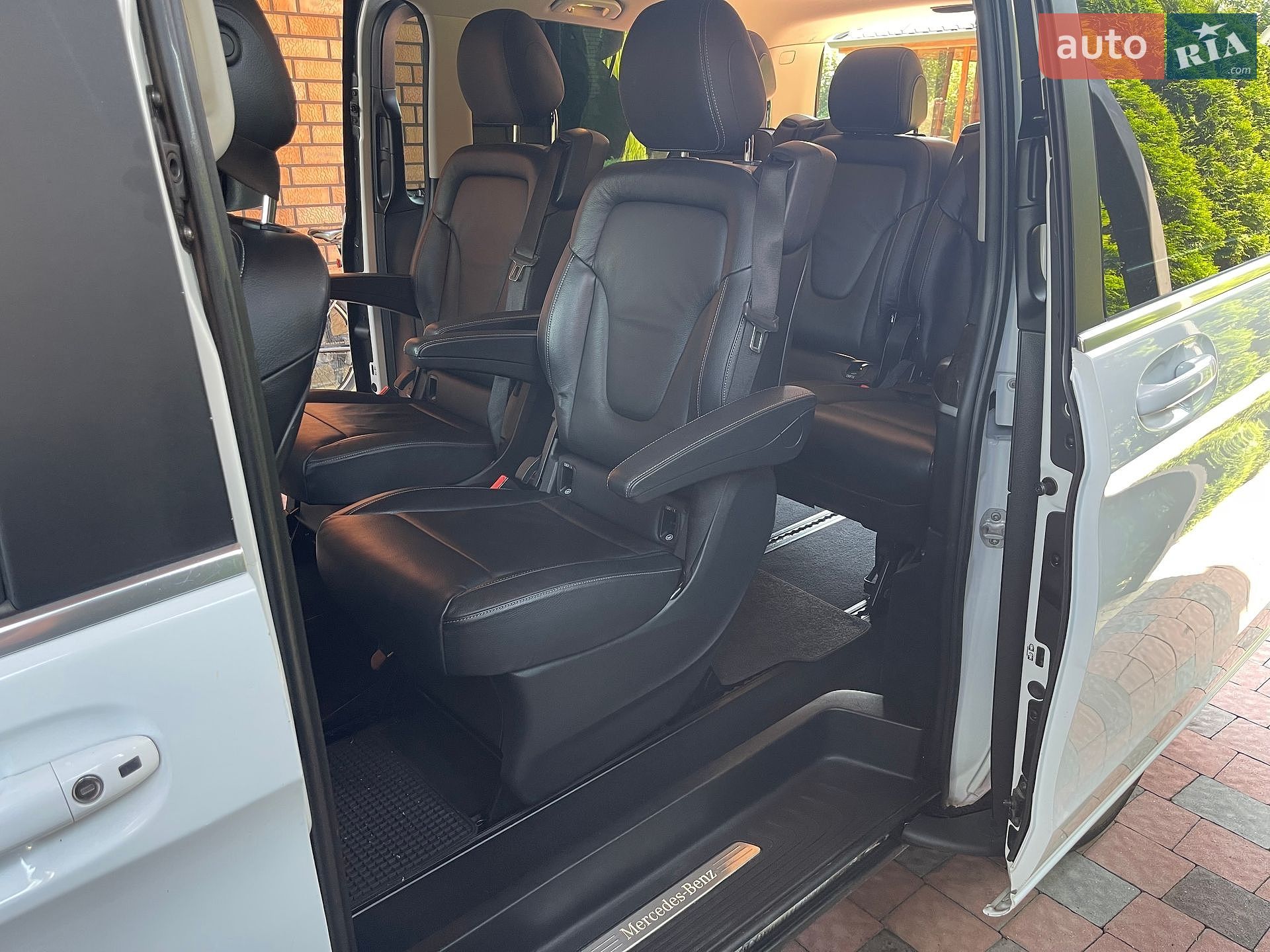 Mercedes-Benz V-Class 2015 VIN WDF44781313033292 фото оголошення 11 з 35