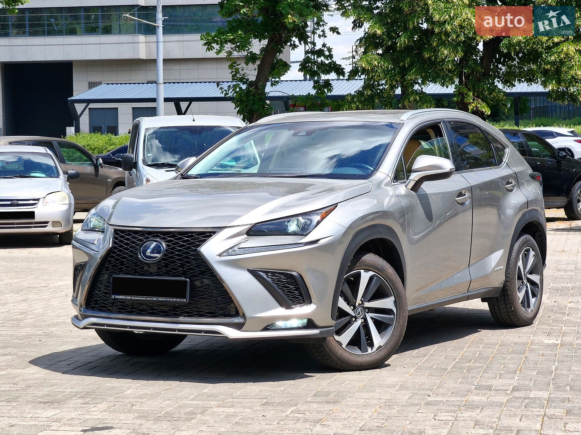 Lexus NX 2019 VIN JTJGJRDZ9L5006845 фото оголошення 2 з 30