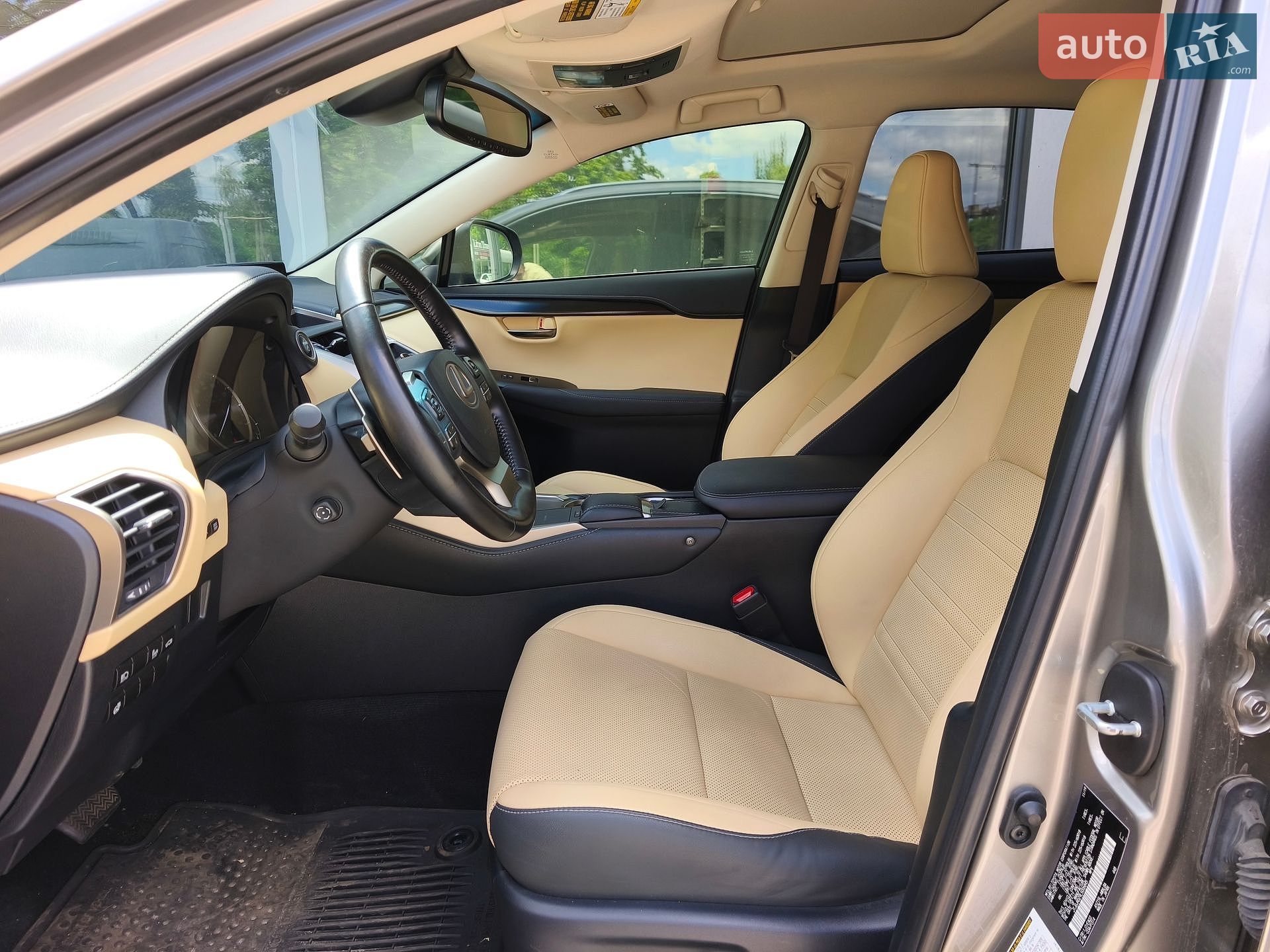 Lexus NX 2019 VIN JTJGJRDZ9L5006845 фото оголошення 9 з 30