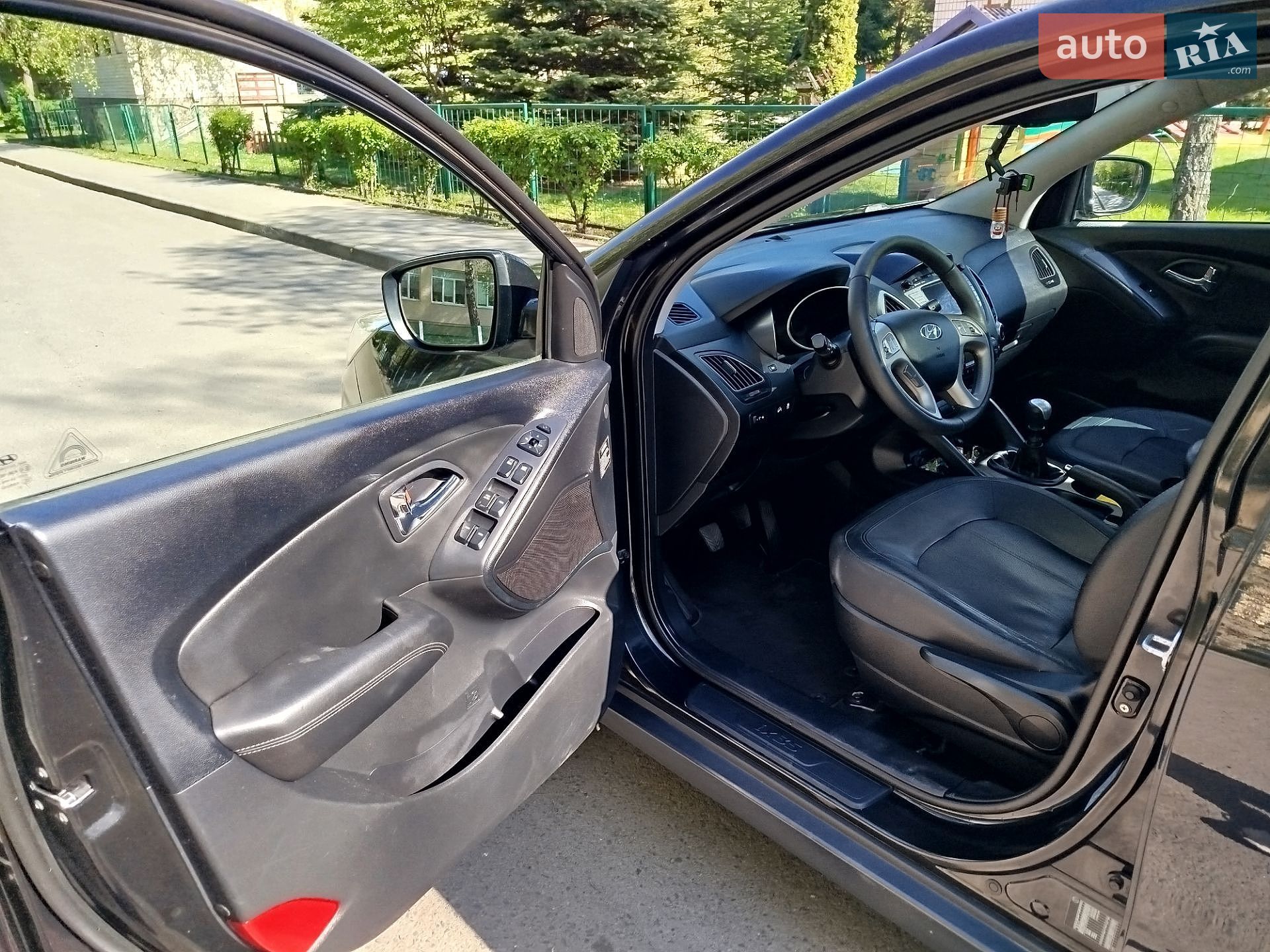 Hyundai ix35 2011 VIN U5YZU81UABL082837 фото оголошення 11 з 13
