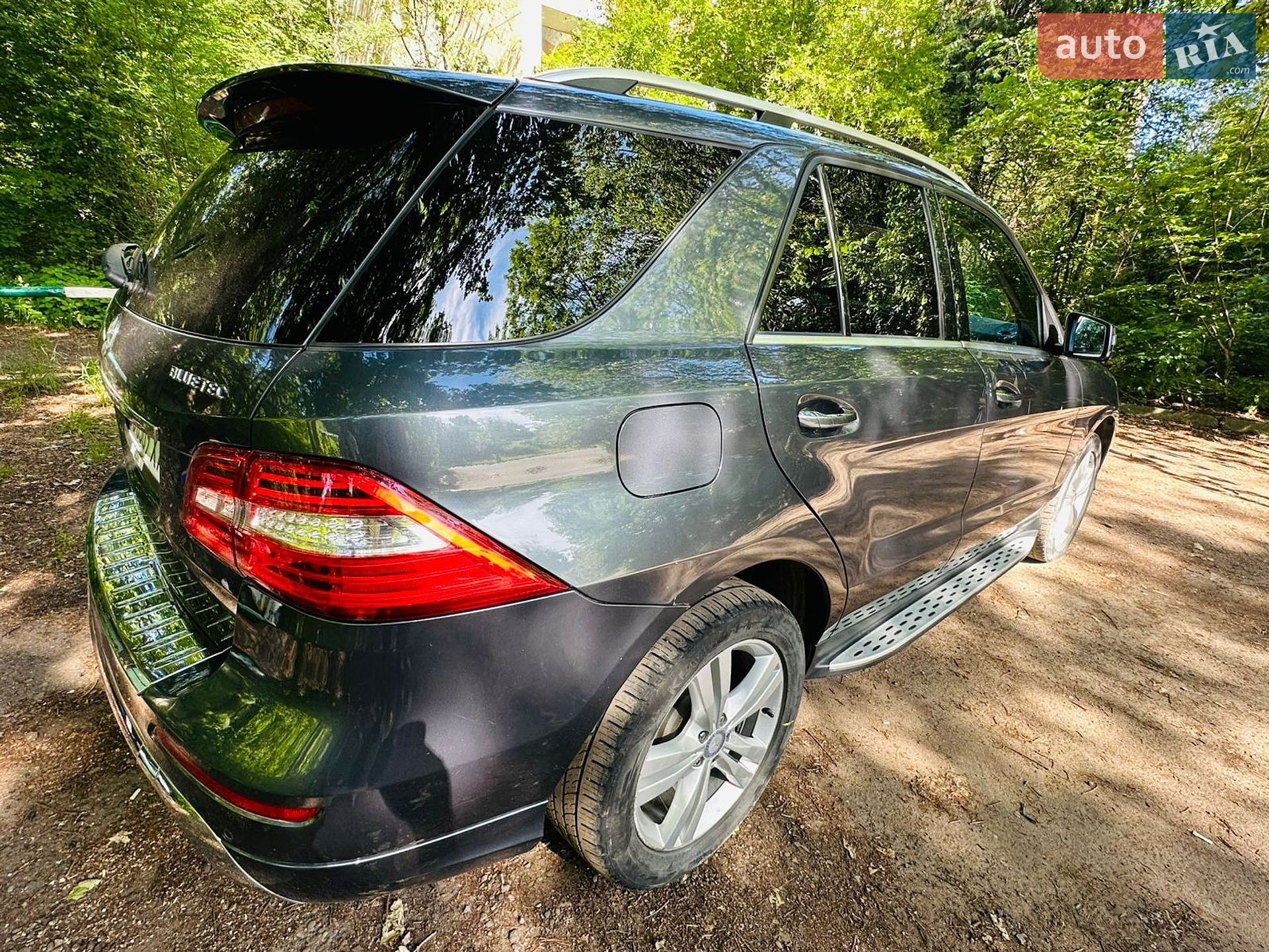 Mercedes-Benz M-Class 2011 VIN 4JGDA2EB7CA021412 фото оголошення 3 з 29