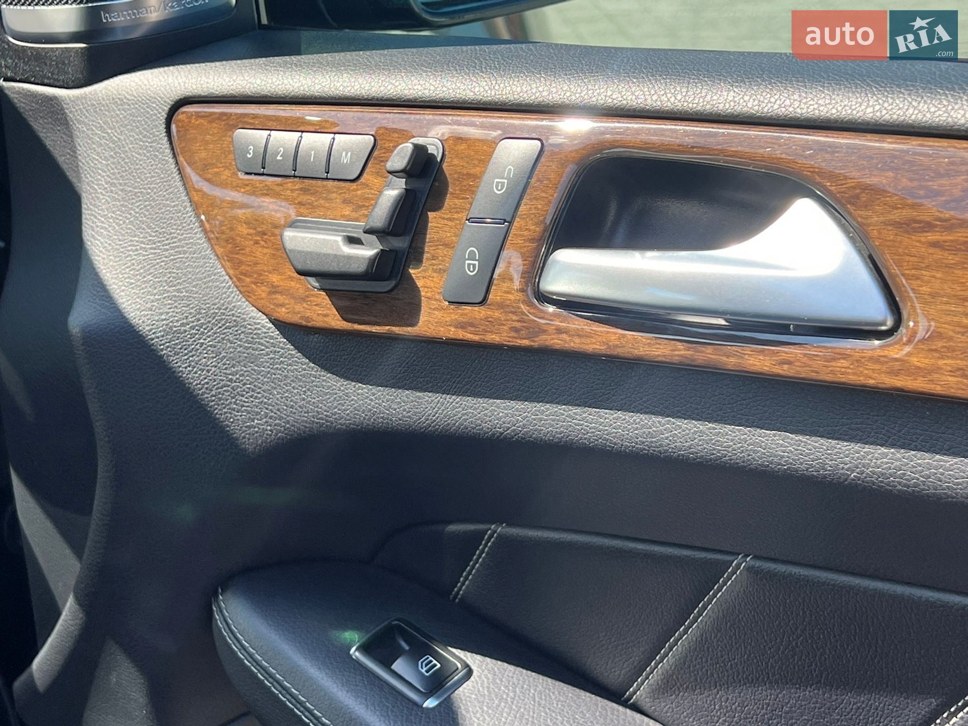 Mercedes-Benz GL-Class 2014 VIN 4JGDF6EE6FA470779 фото оголошення 36 з 44