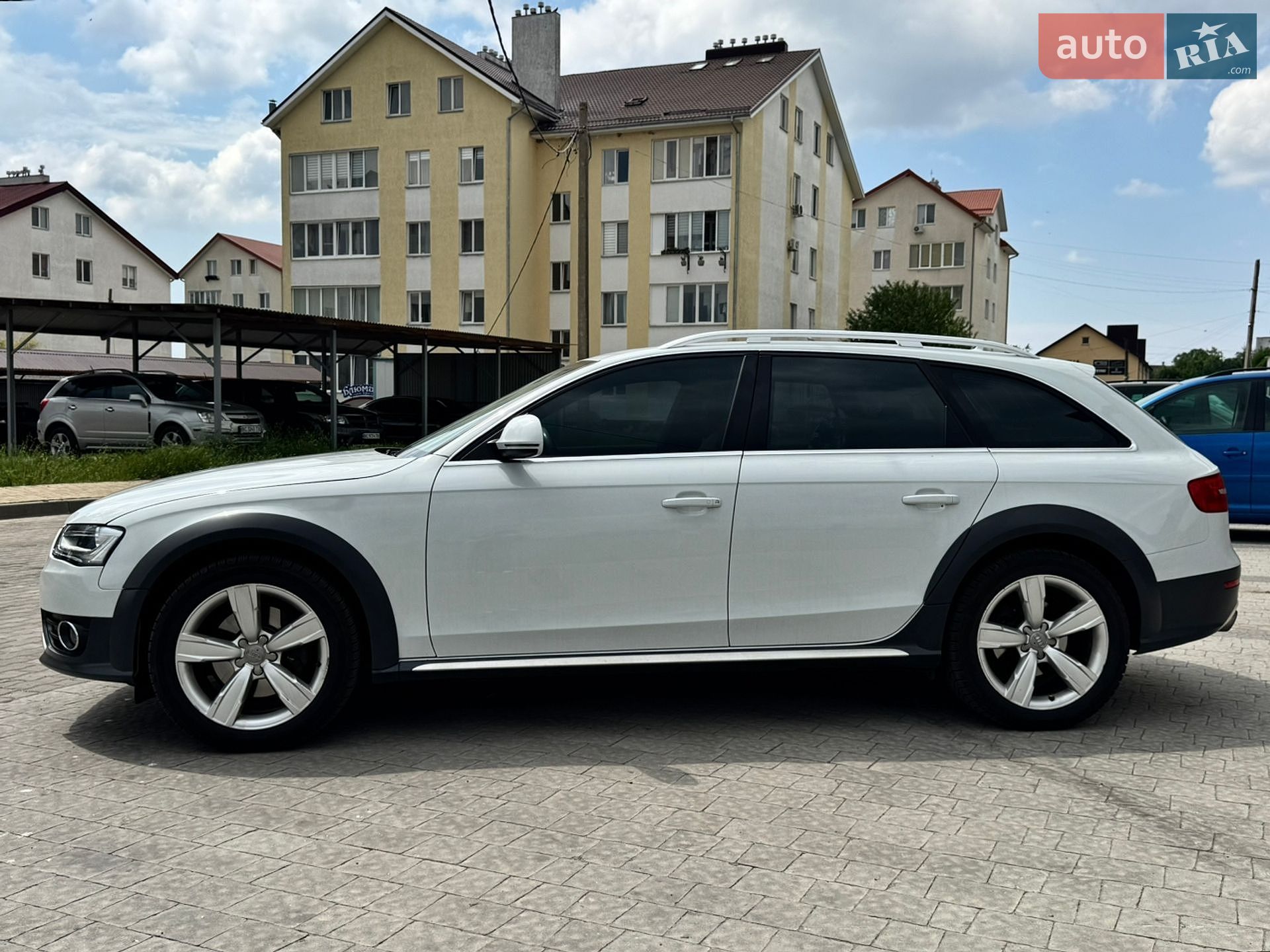 Audi A4 Allroad 2014 VIN WA1UFAFL9EA096441 фото оголошення 5 з 26