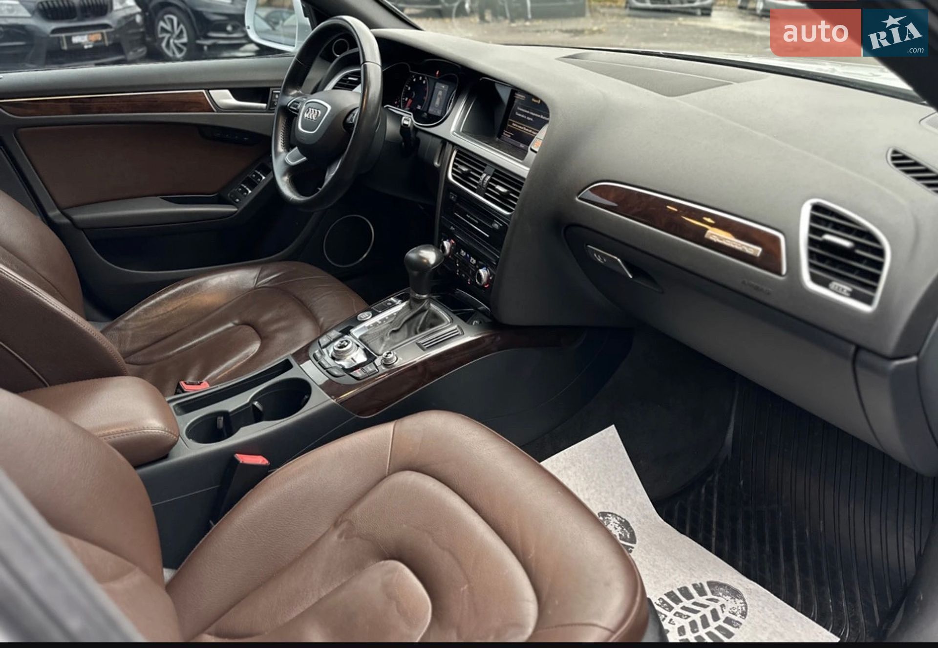 Audi A4 Allroad 2014 VIN WA1UFAFL9EA096441 фото оголошення 12 з 26