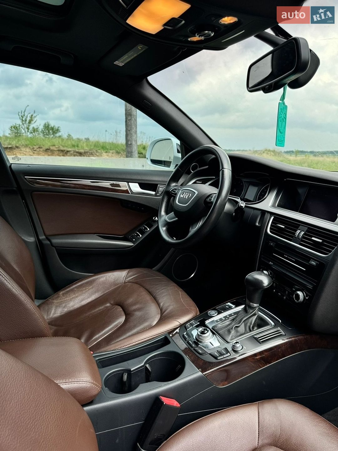 Audi A4 Allroad 2014 VIN WA1UFAFL9EA096441 фото оголошення 14 з 26