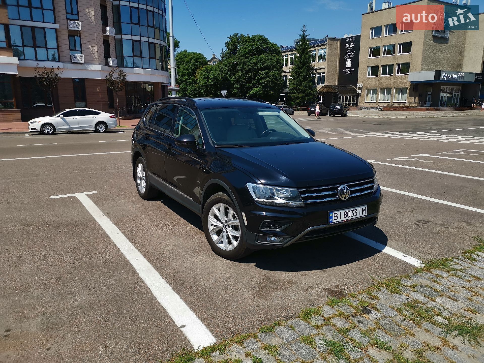 Volkswagen Tiguan 2019 VIN 3VV3B7AX7LM067046 фото оголошення 2 з 23