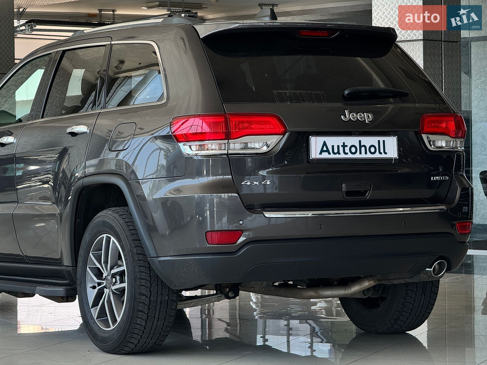 Jeep Grand Cherokee 2019 VIN 1C4RJFBG7KC687481 фото оголошення 8 з 18