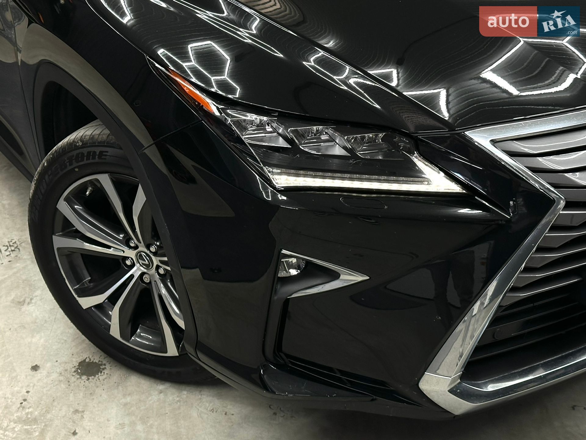 Lexus RX 2019 VIN JTJBZMCAX02044812 фото оголошення 8 з 32