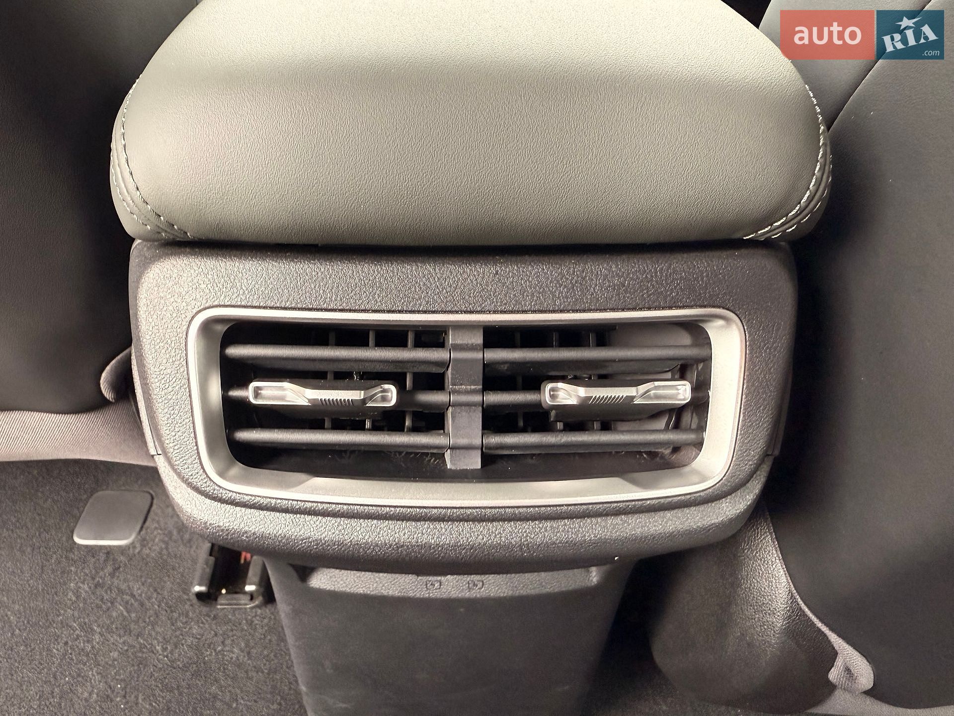 BYD Qin L 2025 VIN LC0CH6CB7S0201411 фото оголошення 23 з 35
