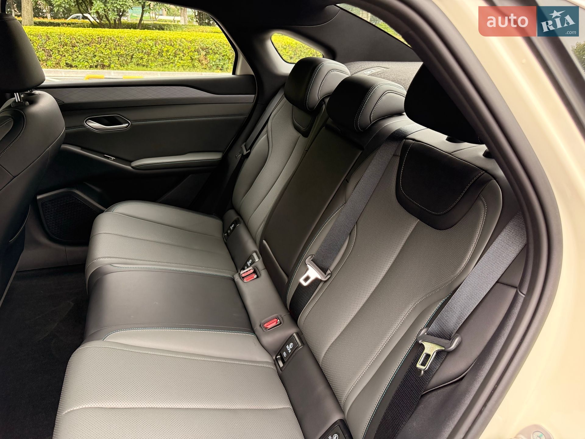 BYD Qin L 2025 VIN LC0CH6CB7S0201411 фото оголошення 24 з 35