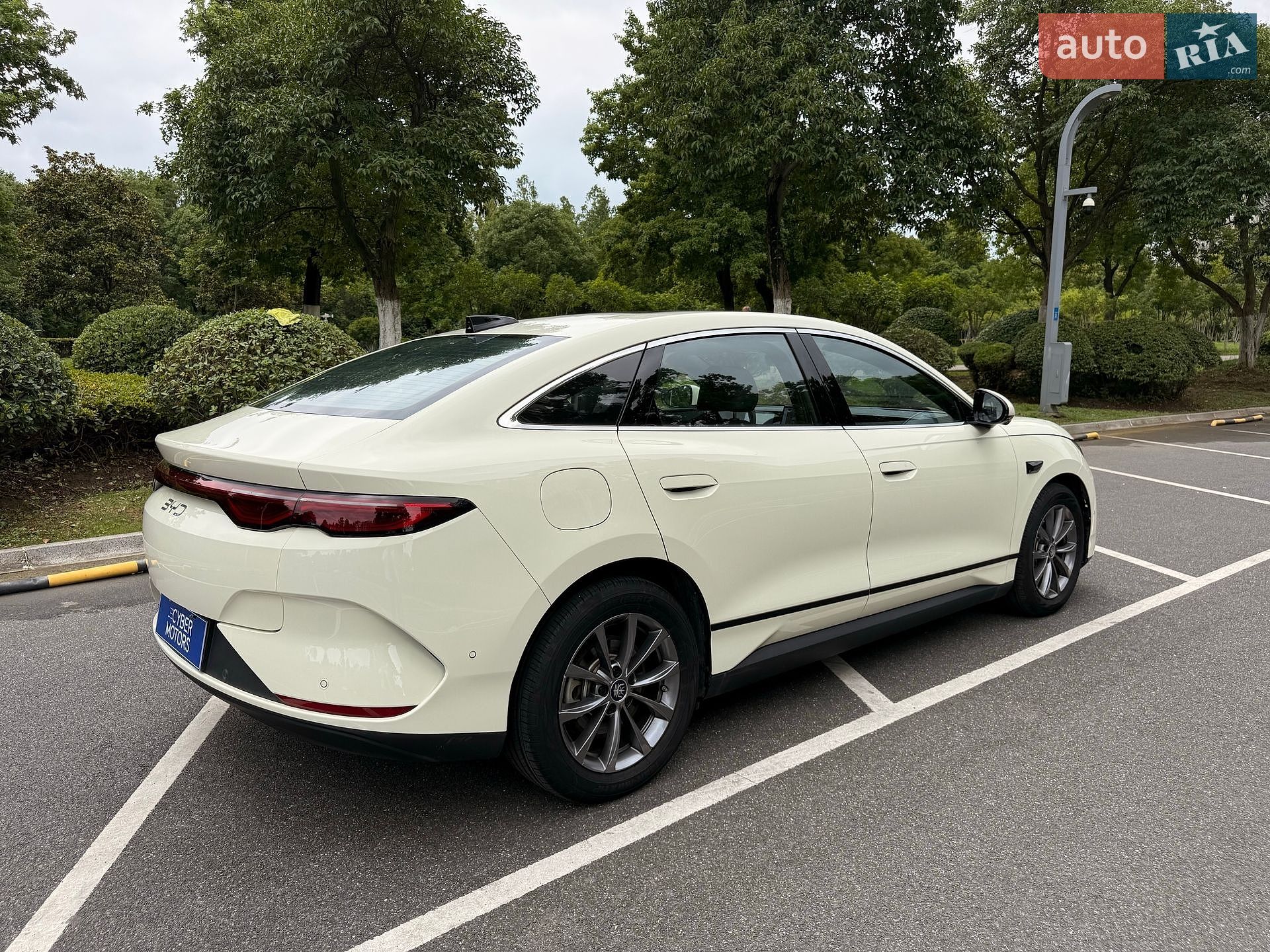 BYD Qin L 2025 VIN LC0CH6CB7S0201411 фото оголошення 34 з 35