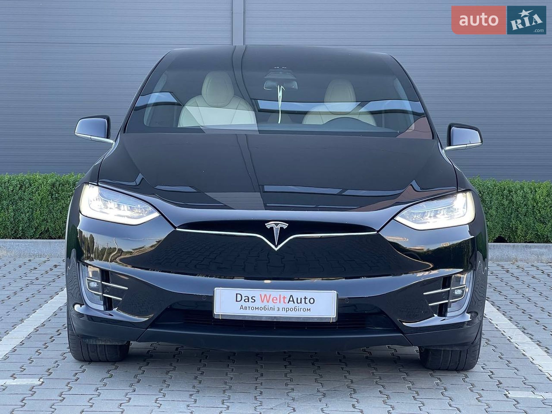Tesla Model X 2020 VIN 5YJXCCE24LF293117 фото оголошення 4 з 26