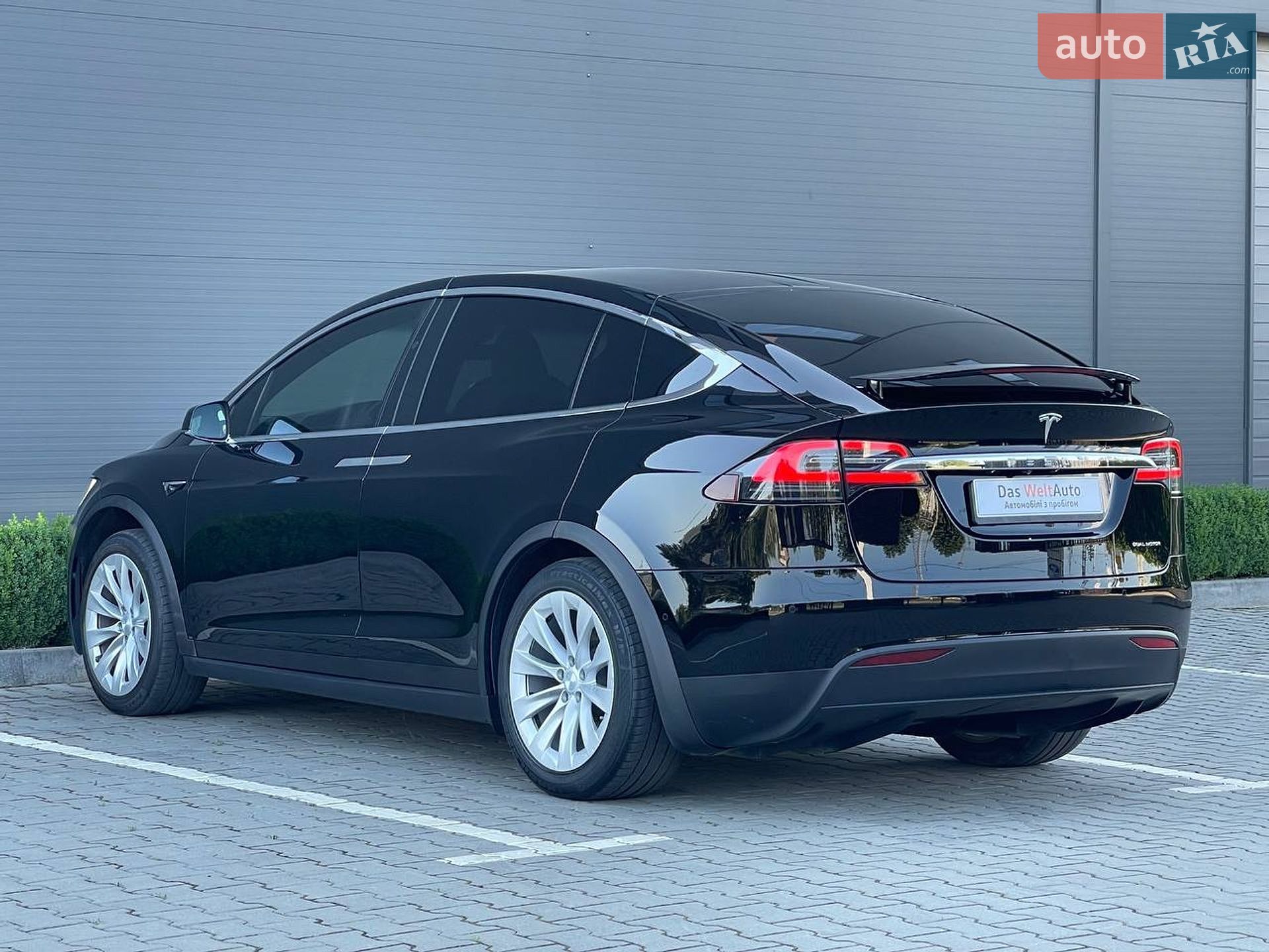 Tesla Model X 2020 VIN 5YJXCCE24LF293117 фото оголошення 6 з 26