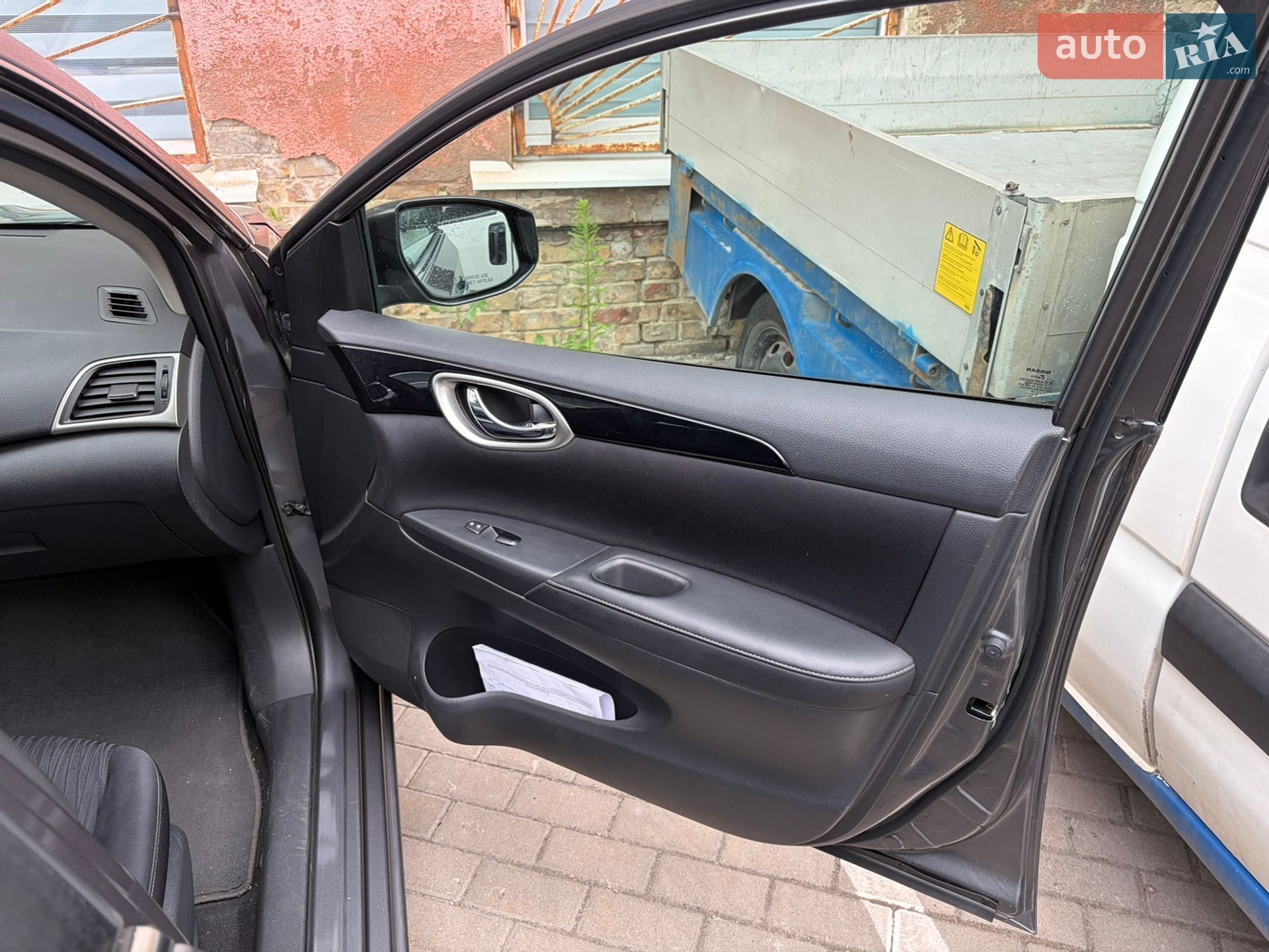 Nissan Sentra 2016 VIN 3N1AB7AP1HL651156 фото оголошення 13 з 17