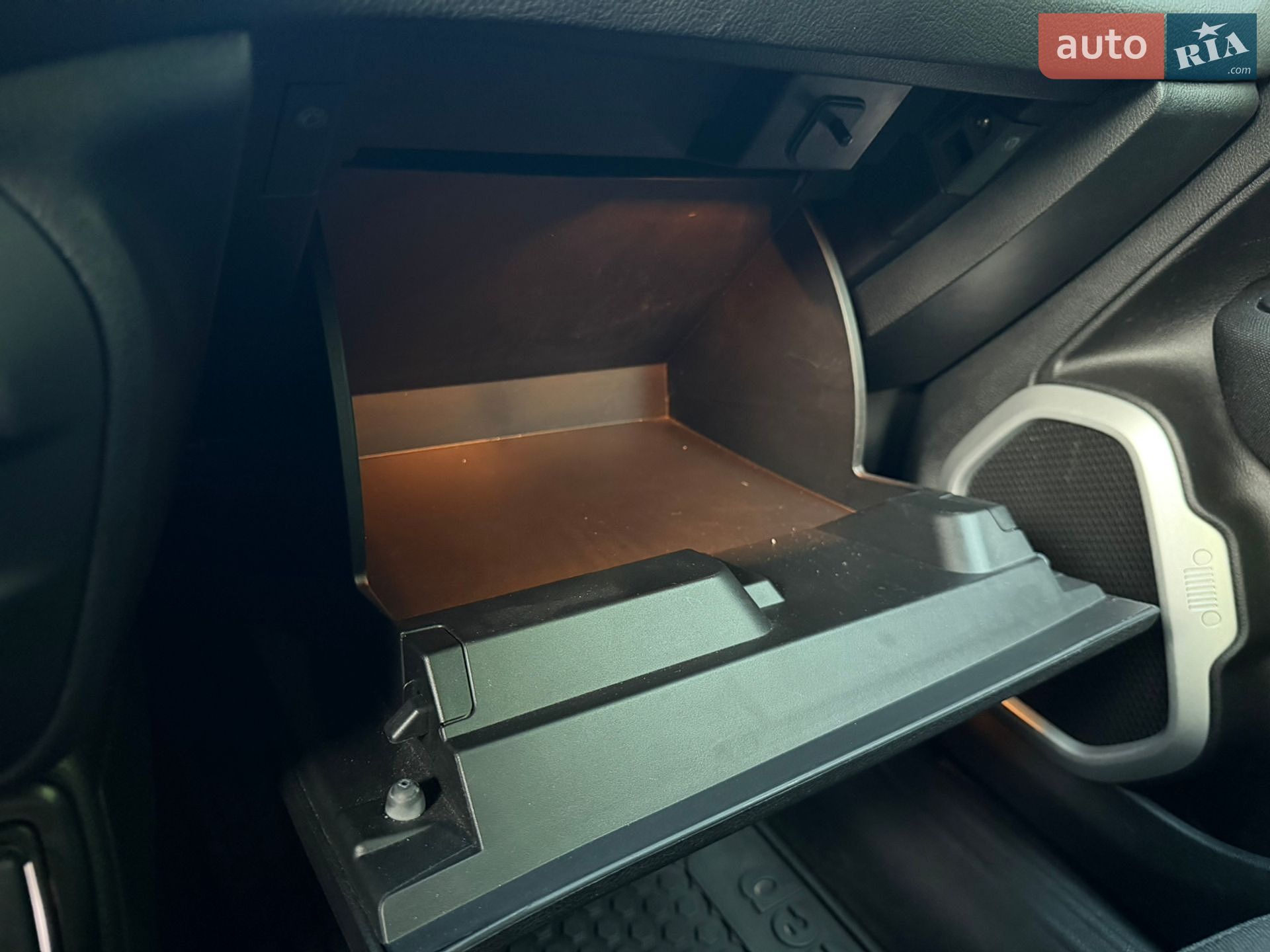 Jeep Renegade 2021 VIN ZACNJDBB3MPM76653 фото оголошення 53 з 65