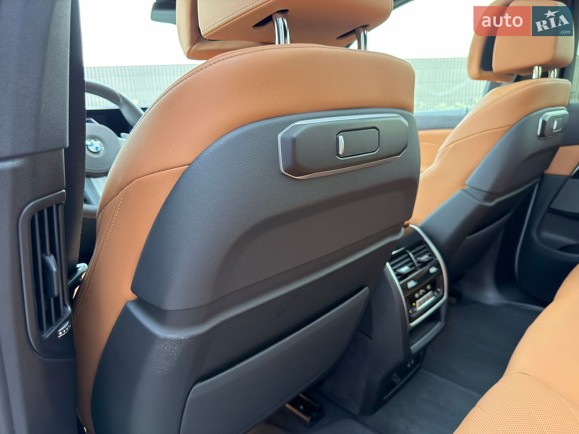 BMW X5 2025 VIN 5UX23EU00S9Z55806 фото оголошення 52 з 116