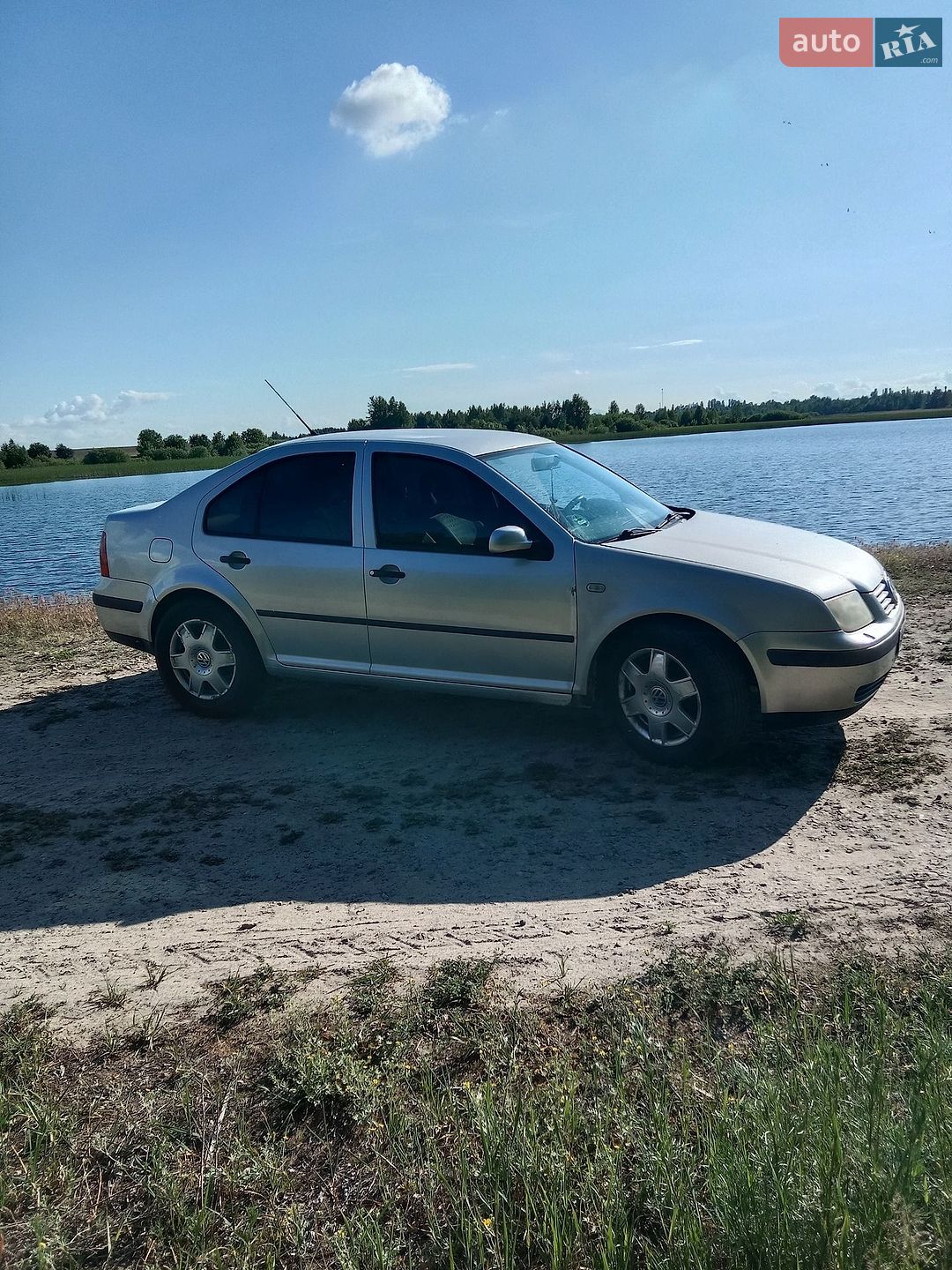 Volkswagen Bora 2000 VIN WVWZZZ1JZ1W438075 фото оголошення 5 з 11