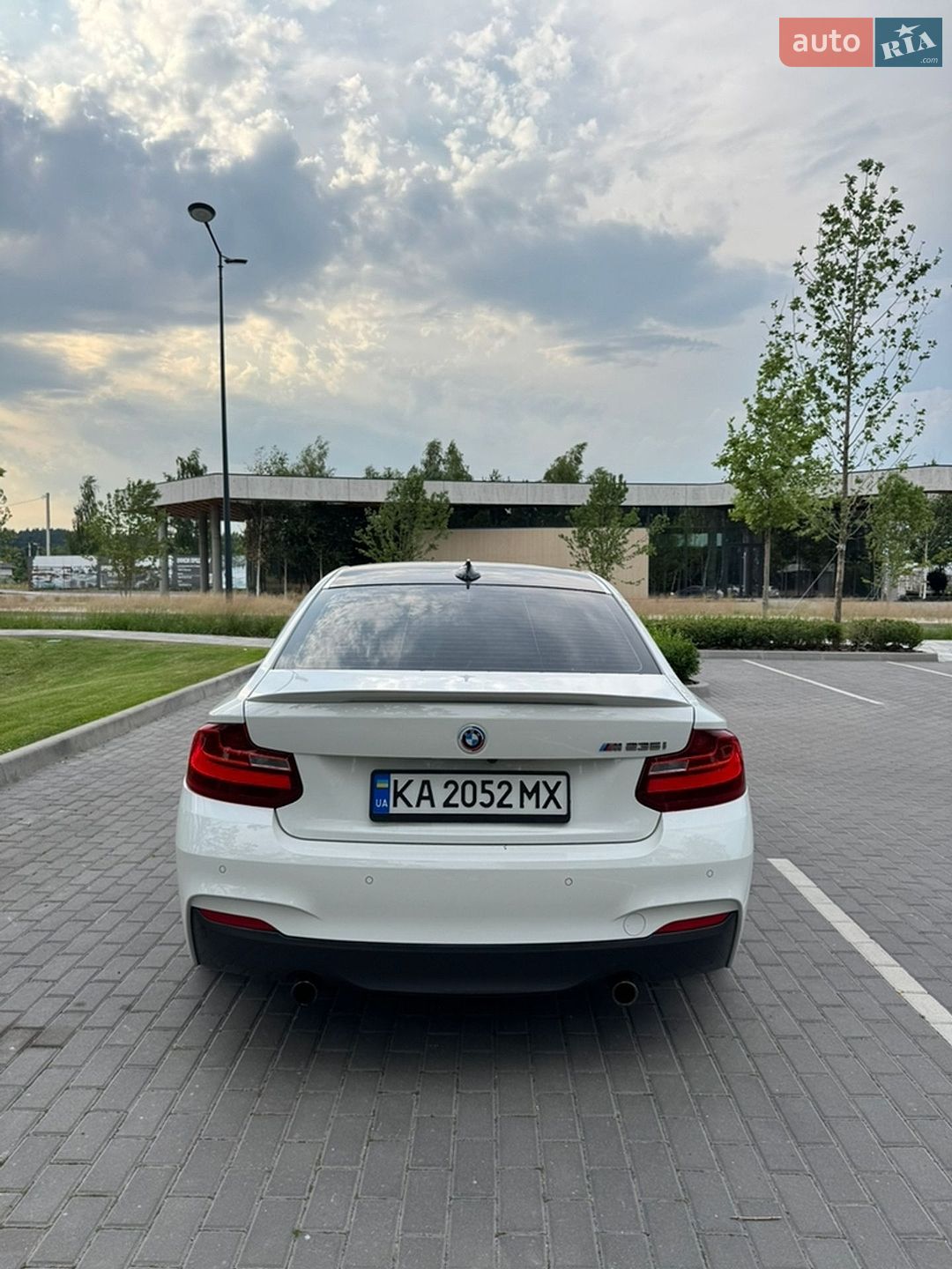BMW 2 Series 2016 VIN WBA1J7C57GV360765 фото оголошення 4 з 42