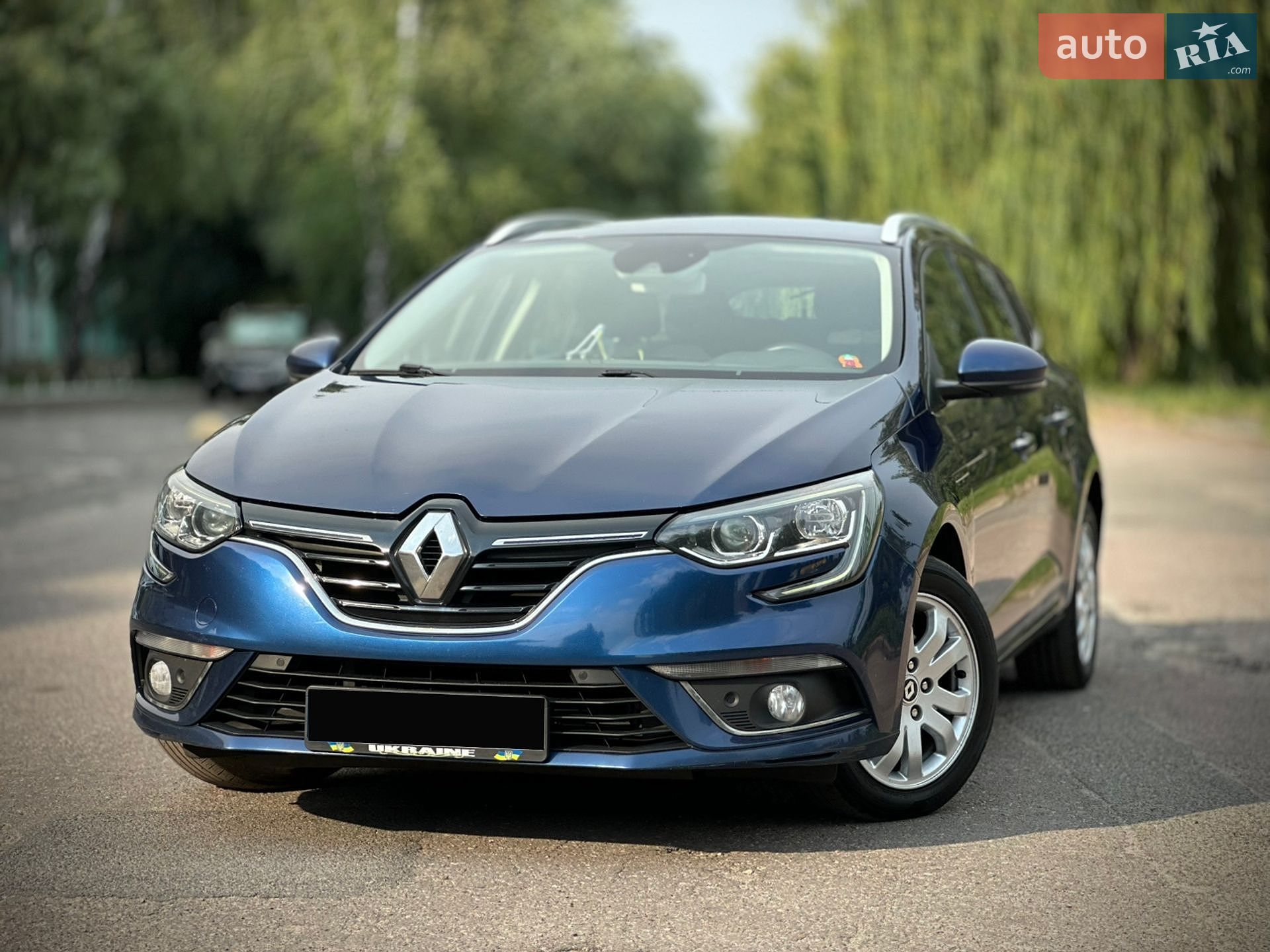 Renault Megane 2018 VIN VF1RFB00861062345 фото оголошення 4 з 33