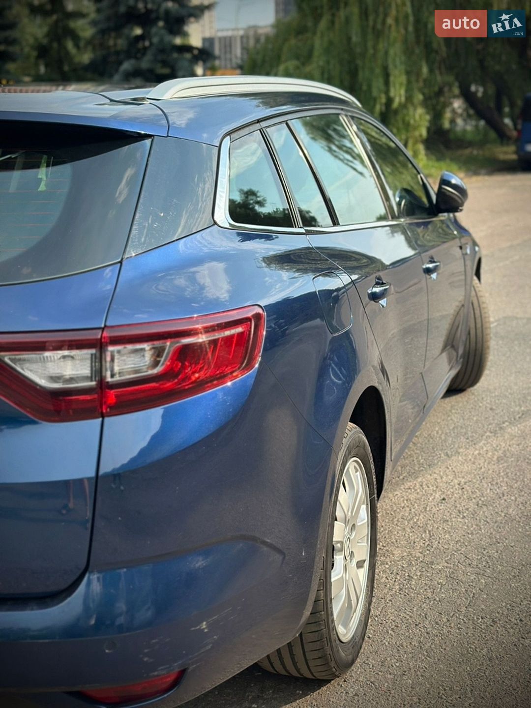 Renault Megane 2018 VIN VF1RFB00861062345 фото оголошення 12 з 33