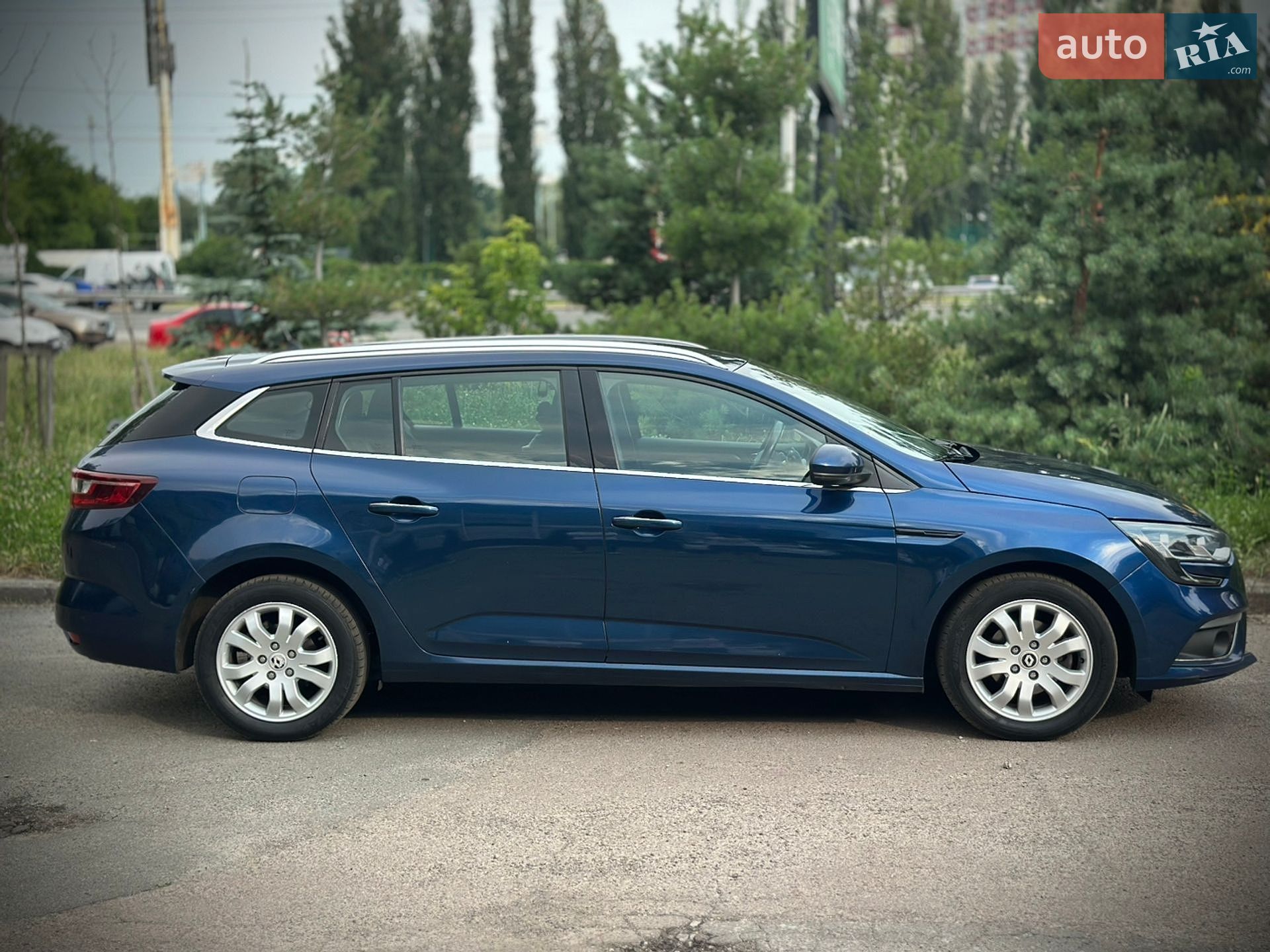 Renault Megane 2018 VIN VF1RFB00861062345 фото оголошення 13 з 33